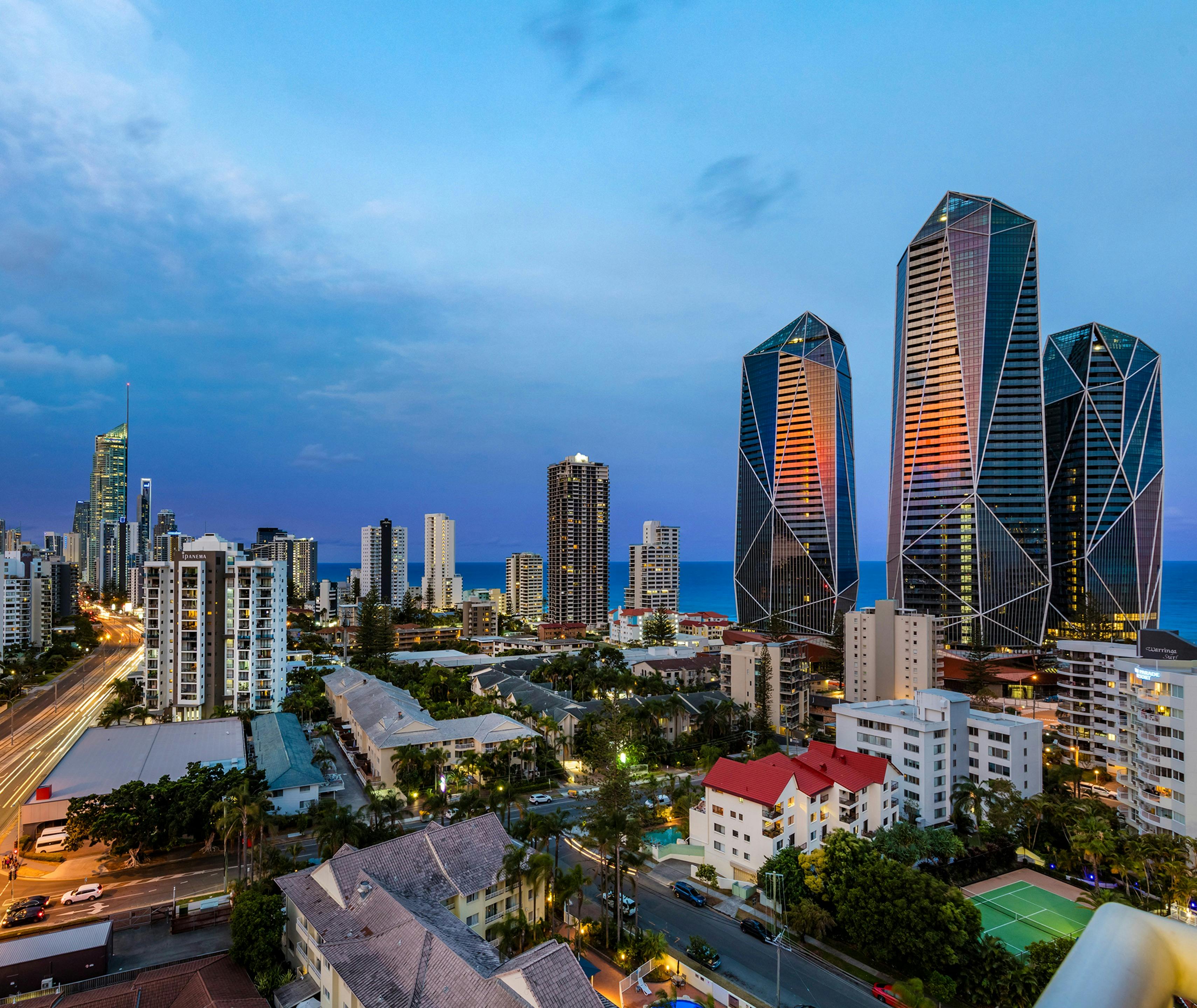 Oaks Gold Coast Hotel