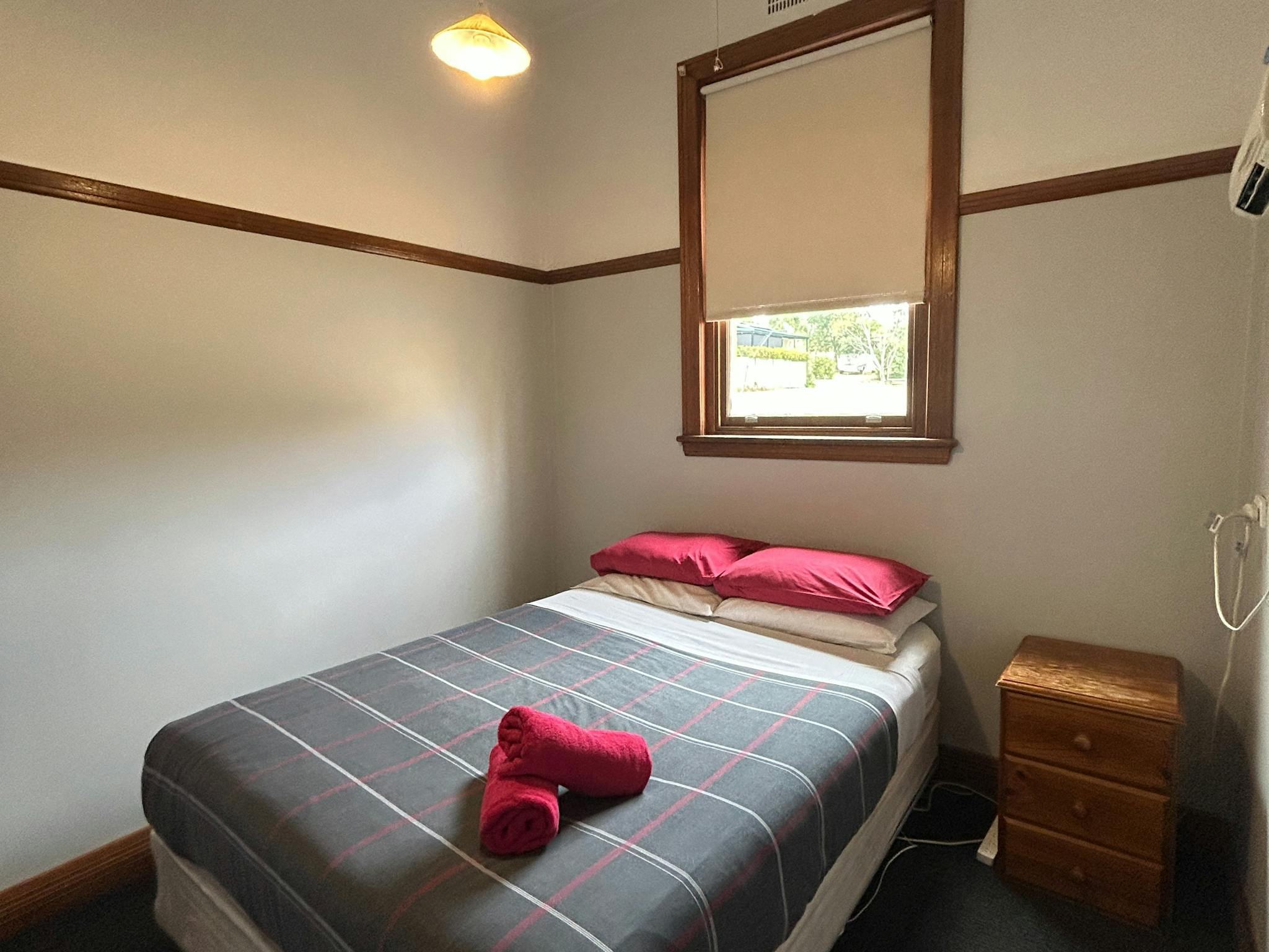 Budget Room