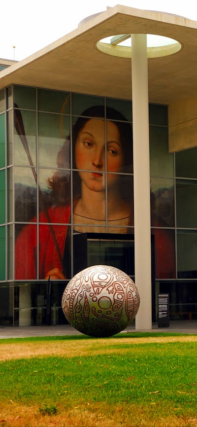 Exterior of the National Gallery of Australia