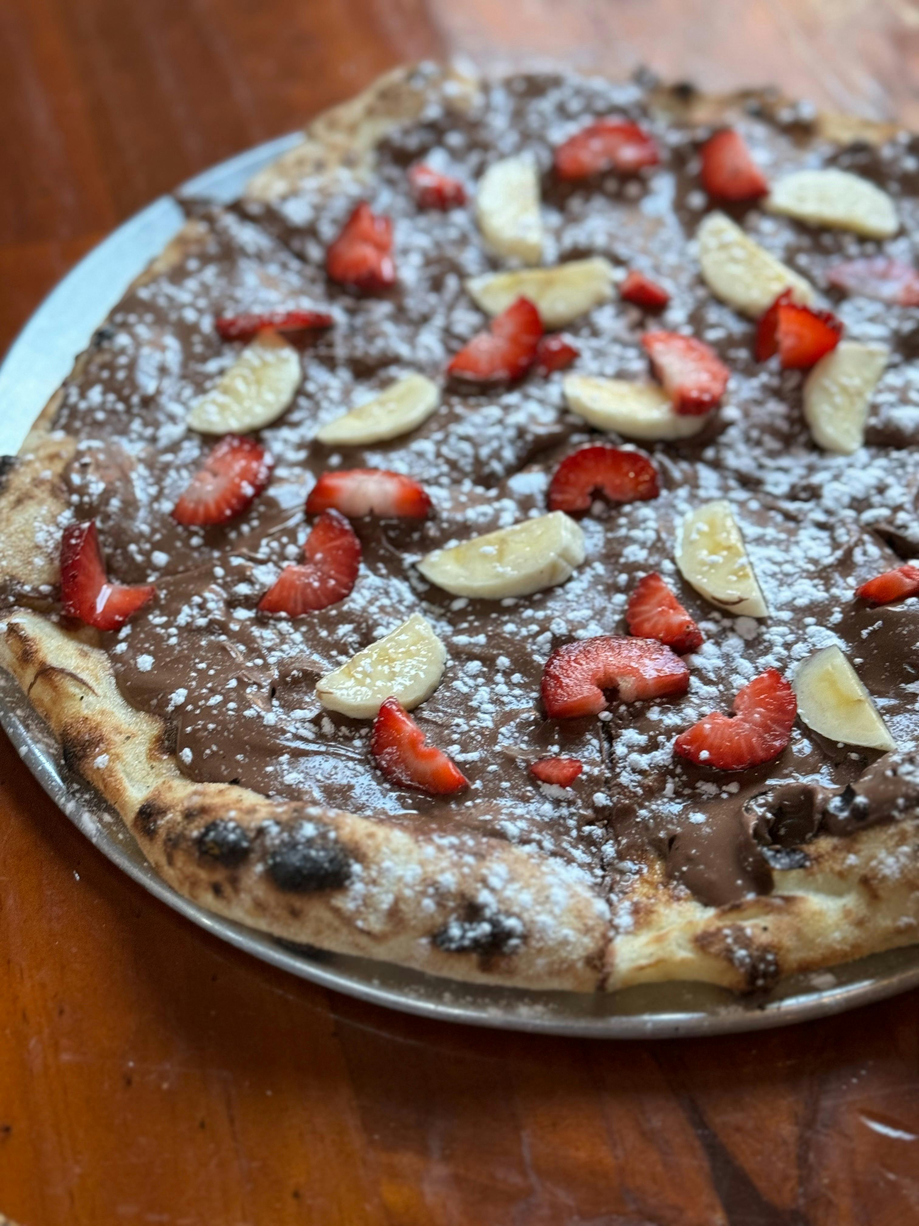 Discover the specialty Dessert Pizza