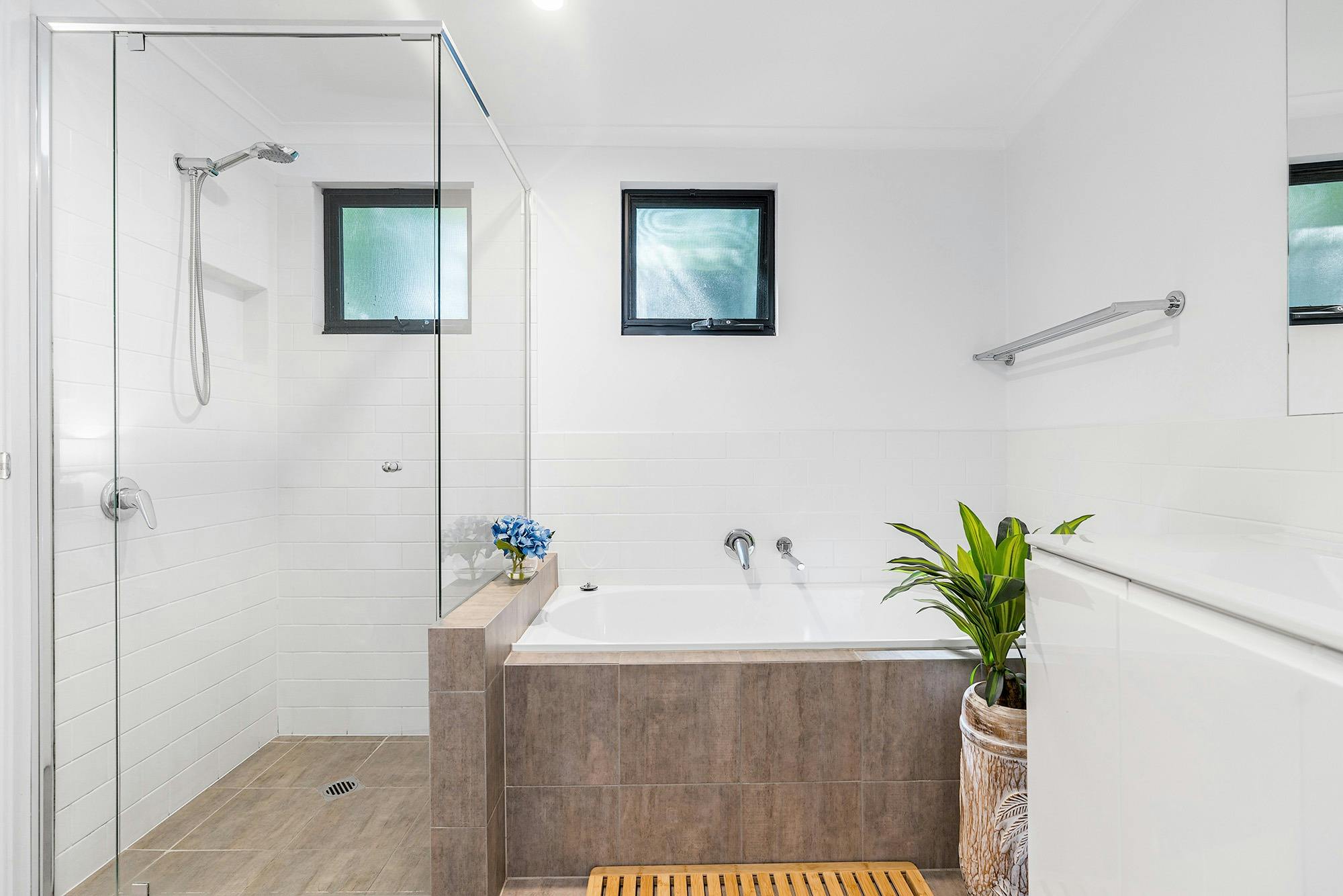 Gidgets Studio - Byron Bay - Bathroom b