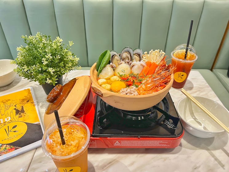 Image of seafood hot pot