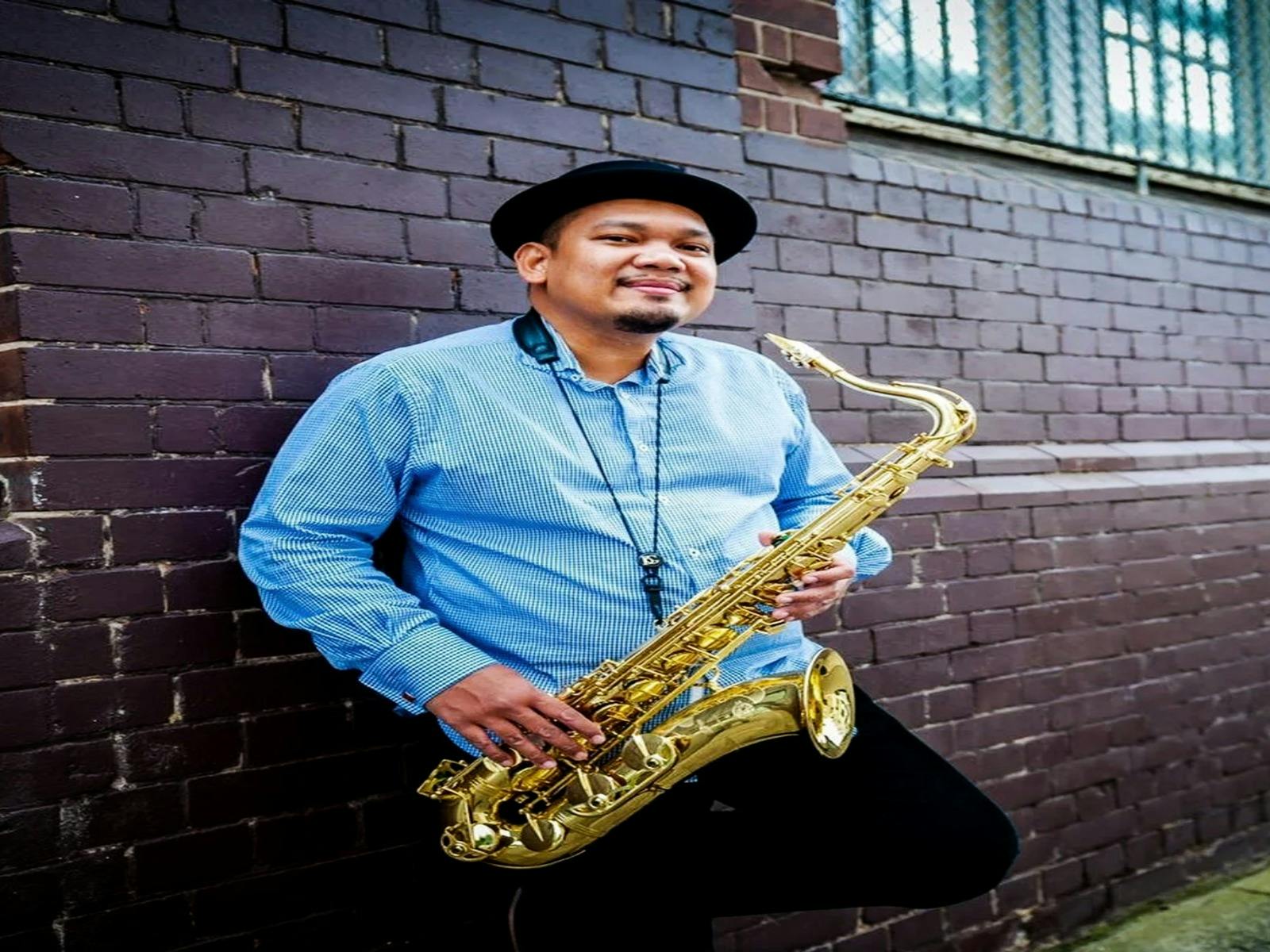 Sunday Sessions at Rowlee with Junio Karo