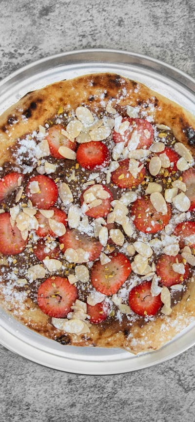 Nutella, Icing sugar, Strawberry and Roasted salted Pistachio