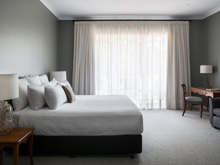 Lancemore Lindenderry Red Hill - Boutique Accommodation - Linden Room