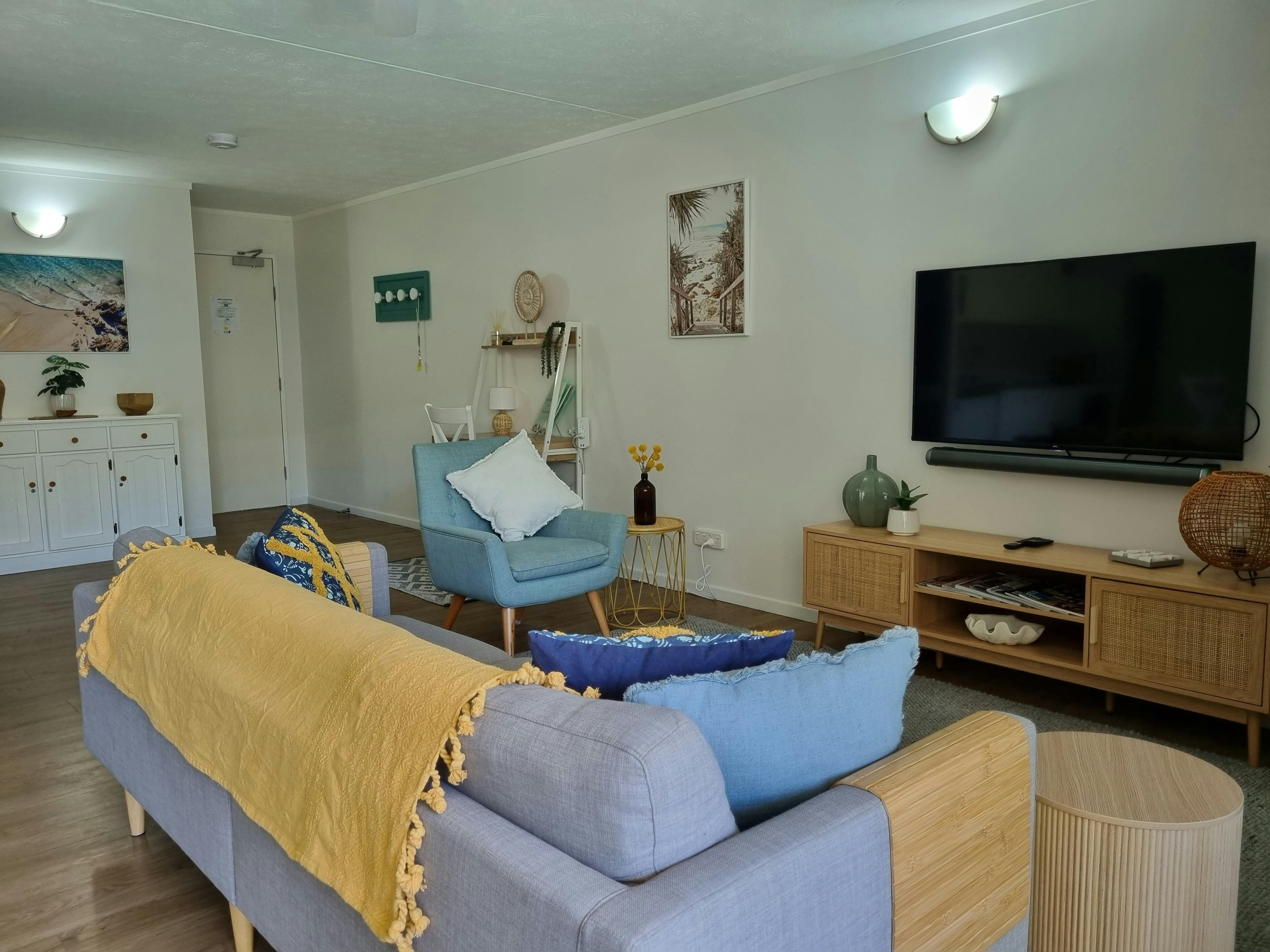 Lounge - Rainbow Beach