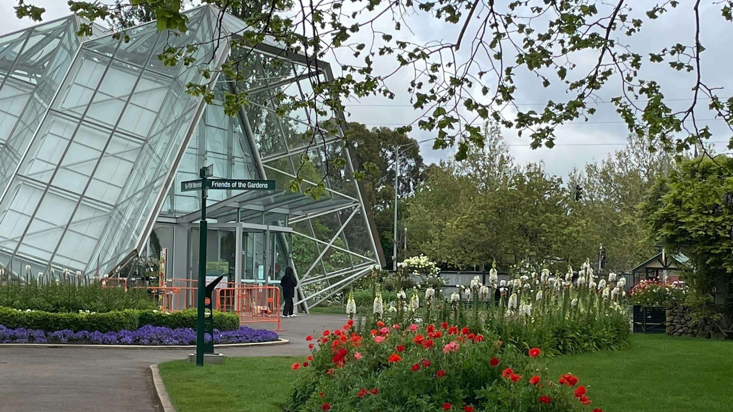 View of Ballarat Botanical Gardens Conservatory