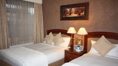 Deluxe Twin room