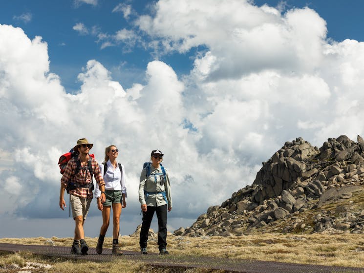 Mt Kosciuszko Summit Walk Nsw Holidays And Accommodation Things To Do