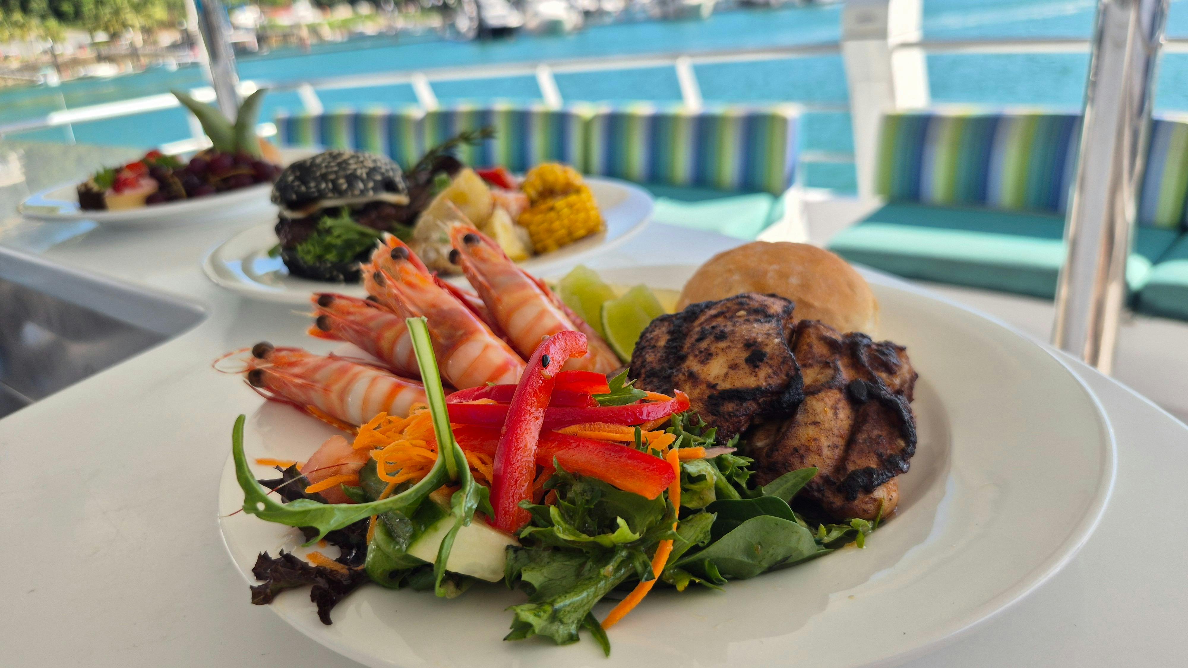 Explore Dinner Cruise Whitsunday Islands