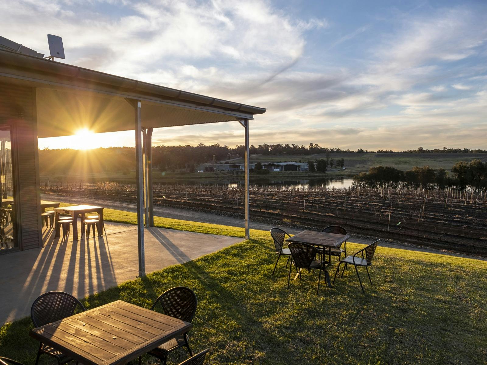 4 Pines at the Farm - Hunter Valley