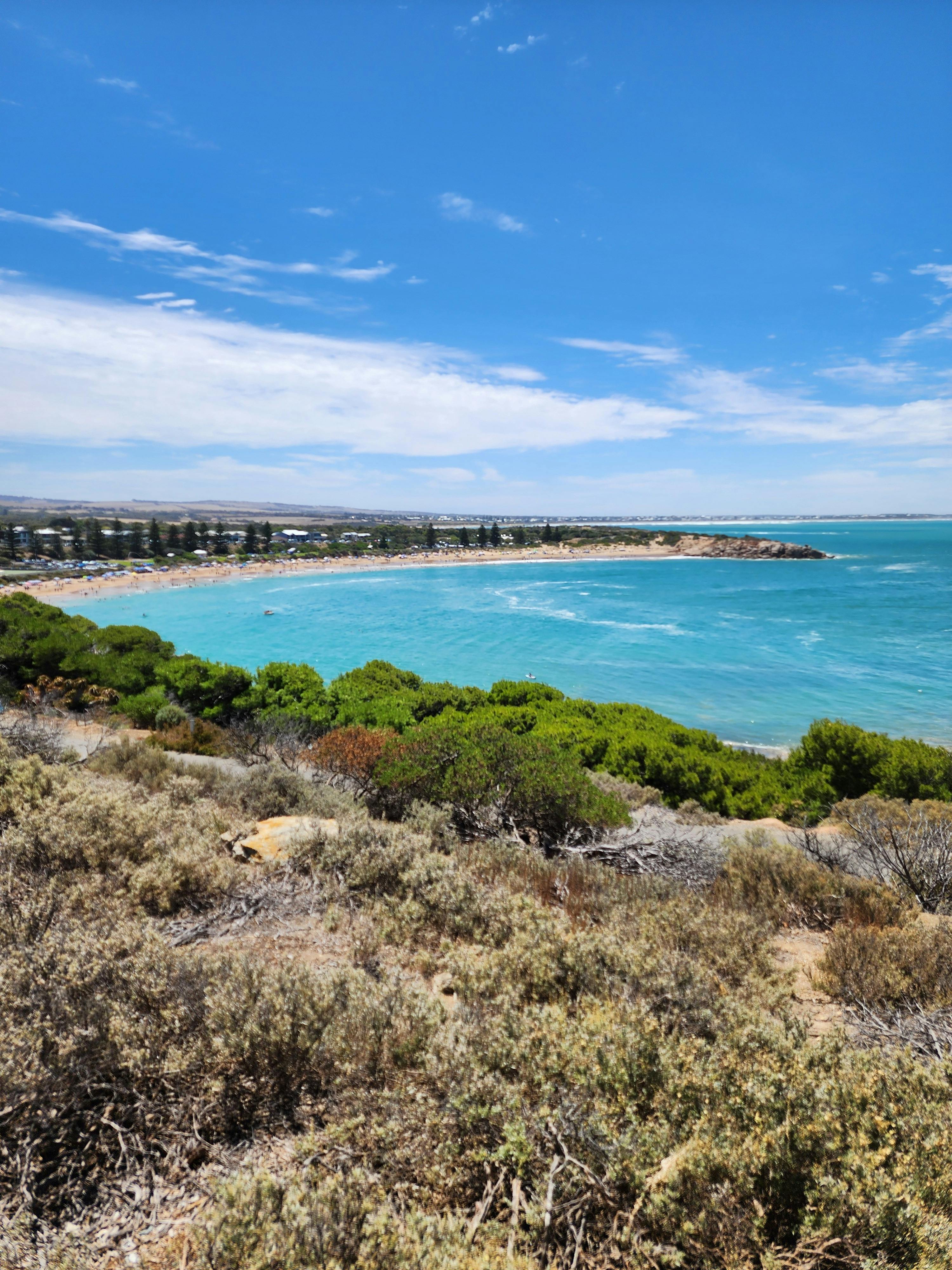 Turquoise waters of Horseshoe Bay, Port Elliot on the Fleurieu Peninsula Tour