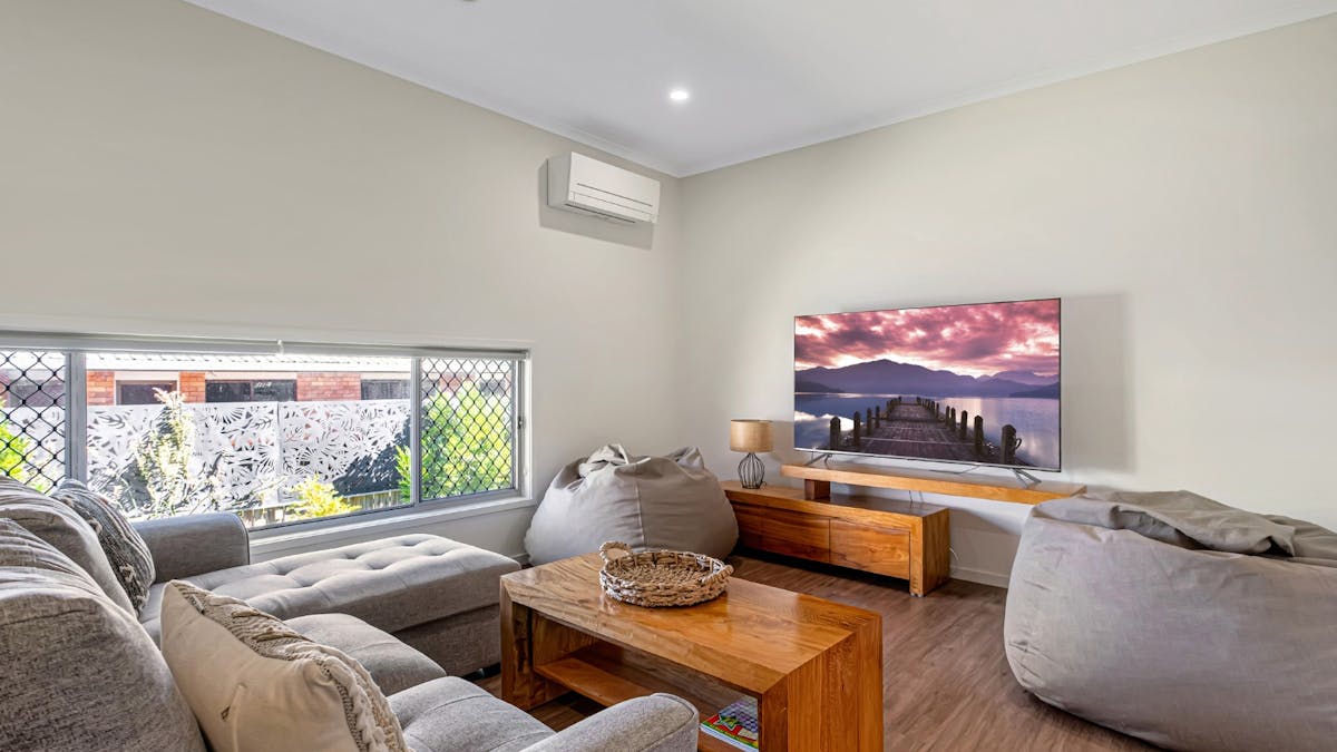Separate Rumpus room with Smart TV Separate Rumpus room with Smart TV