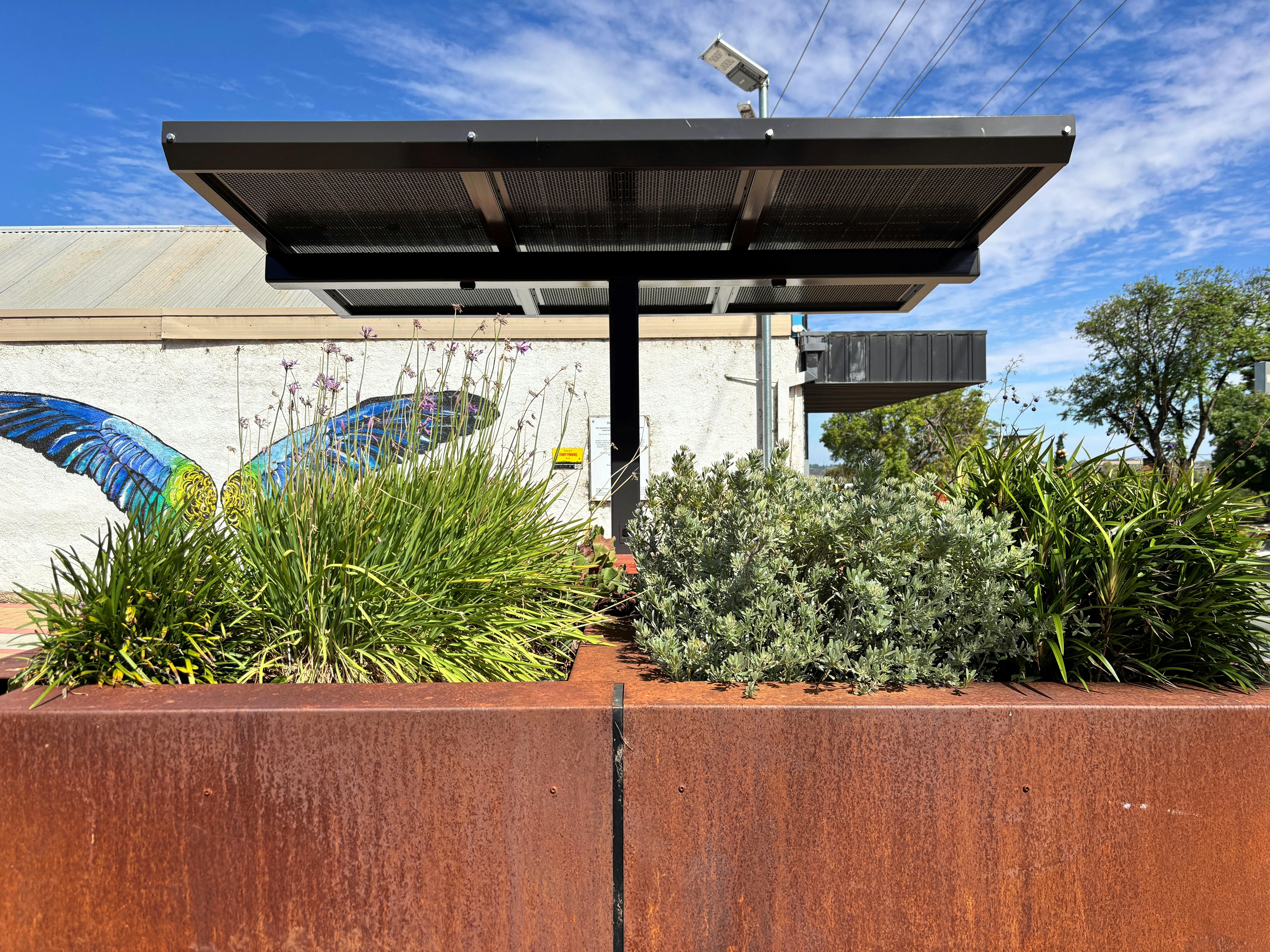 Waikerie Solar Picnic Bench