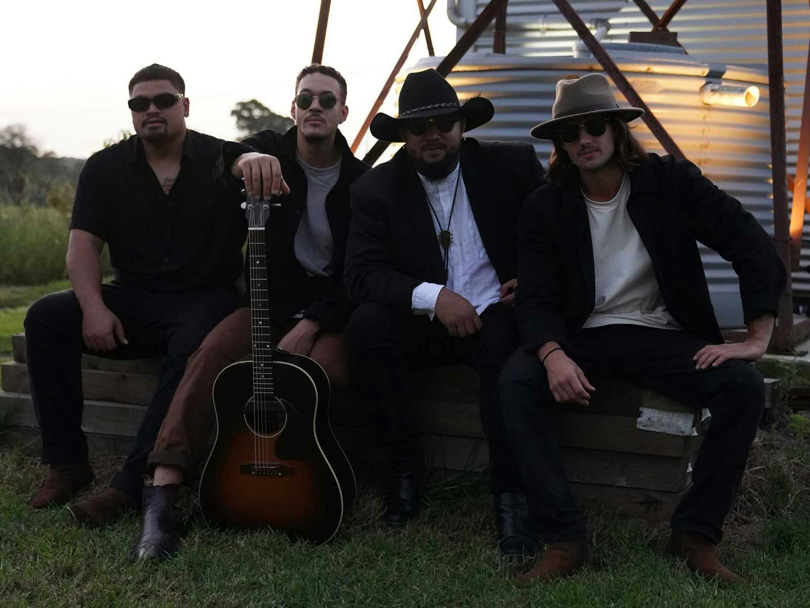 Simply West - Country Music