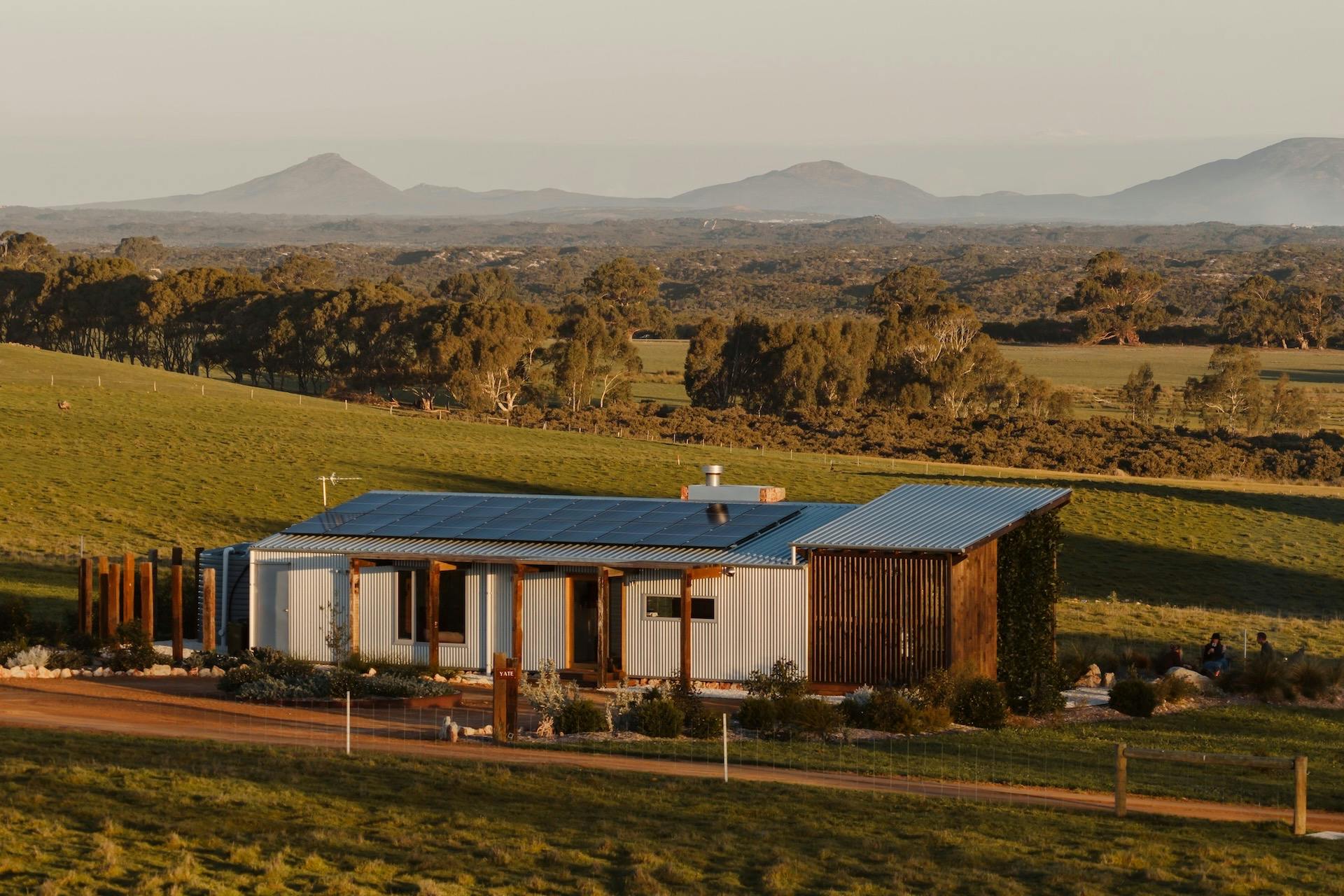 View of Cabin York at Box Hill with a view of Cape Le Grand National Park