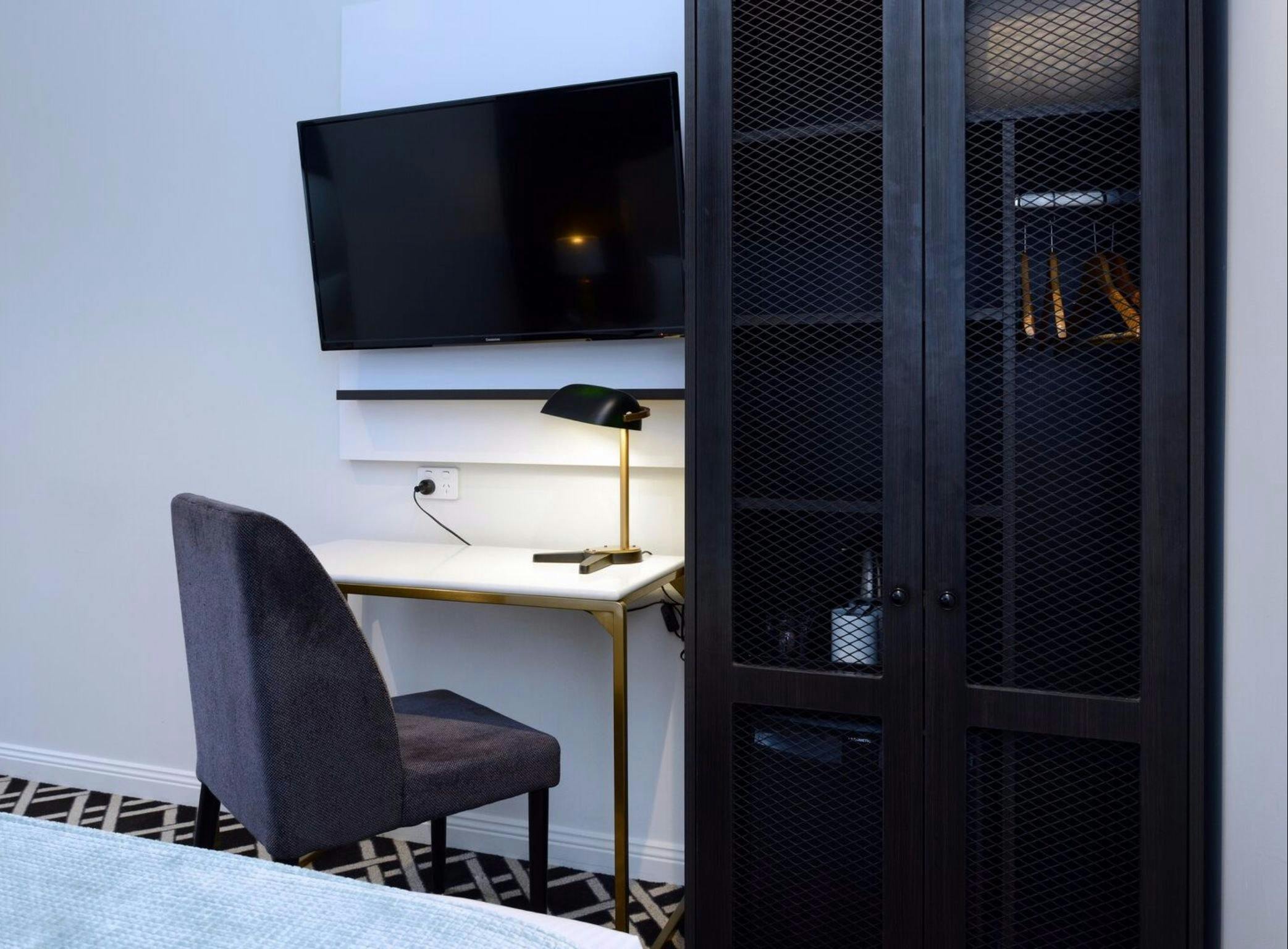 하이 크로스 파크 로지