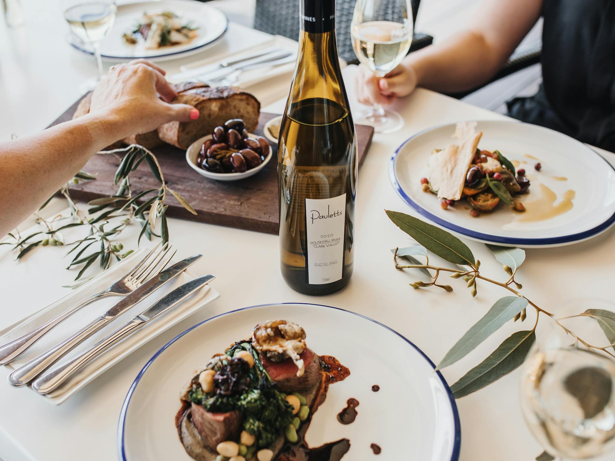 Bush DeVine Restaurant @ Paulett Wines