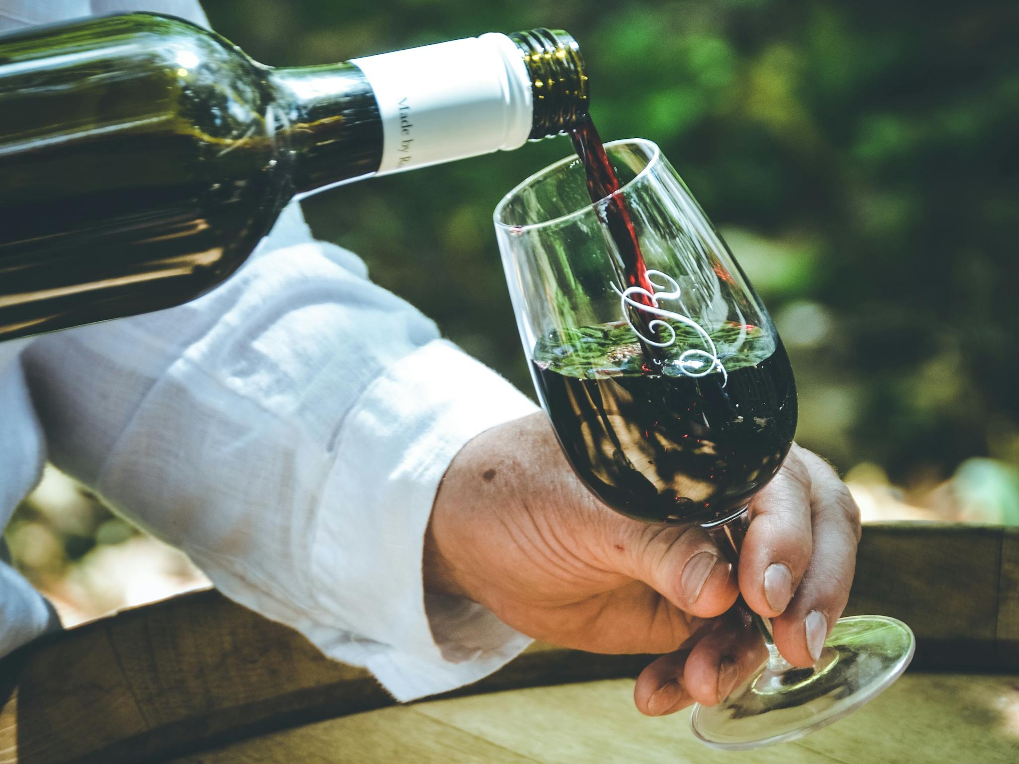 Ros Ritchie Wines Cellar Door offers Wine Tastings Fri-Sun and holidays