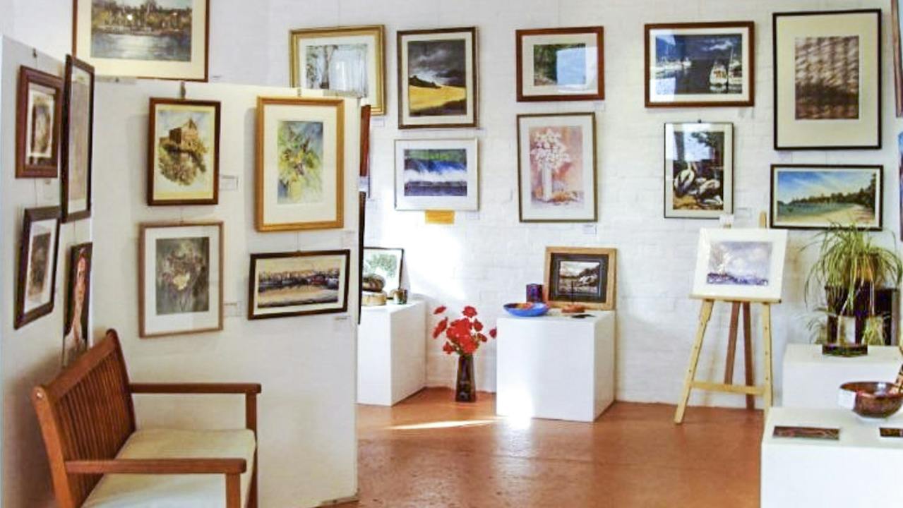 Lovett Gallery Cygnet