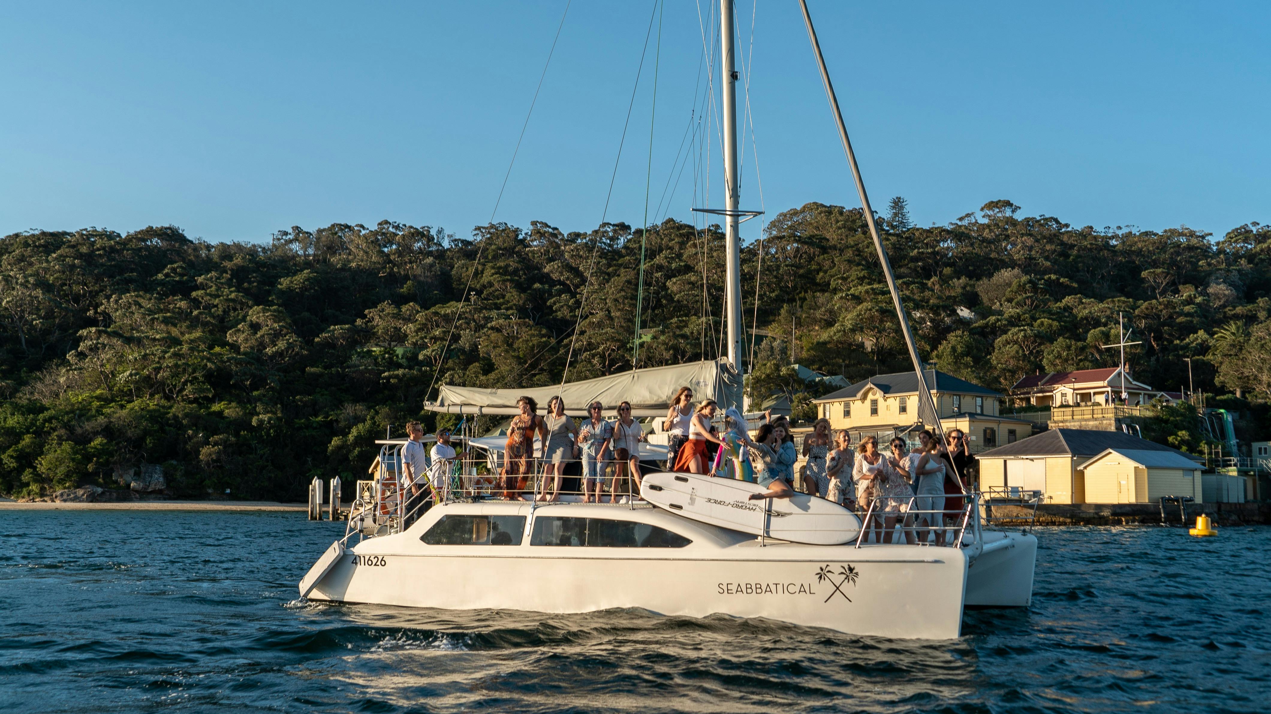 Charter Boat Central Sydney, Australia Official Travel
