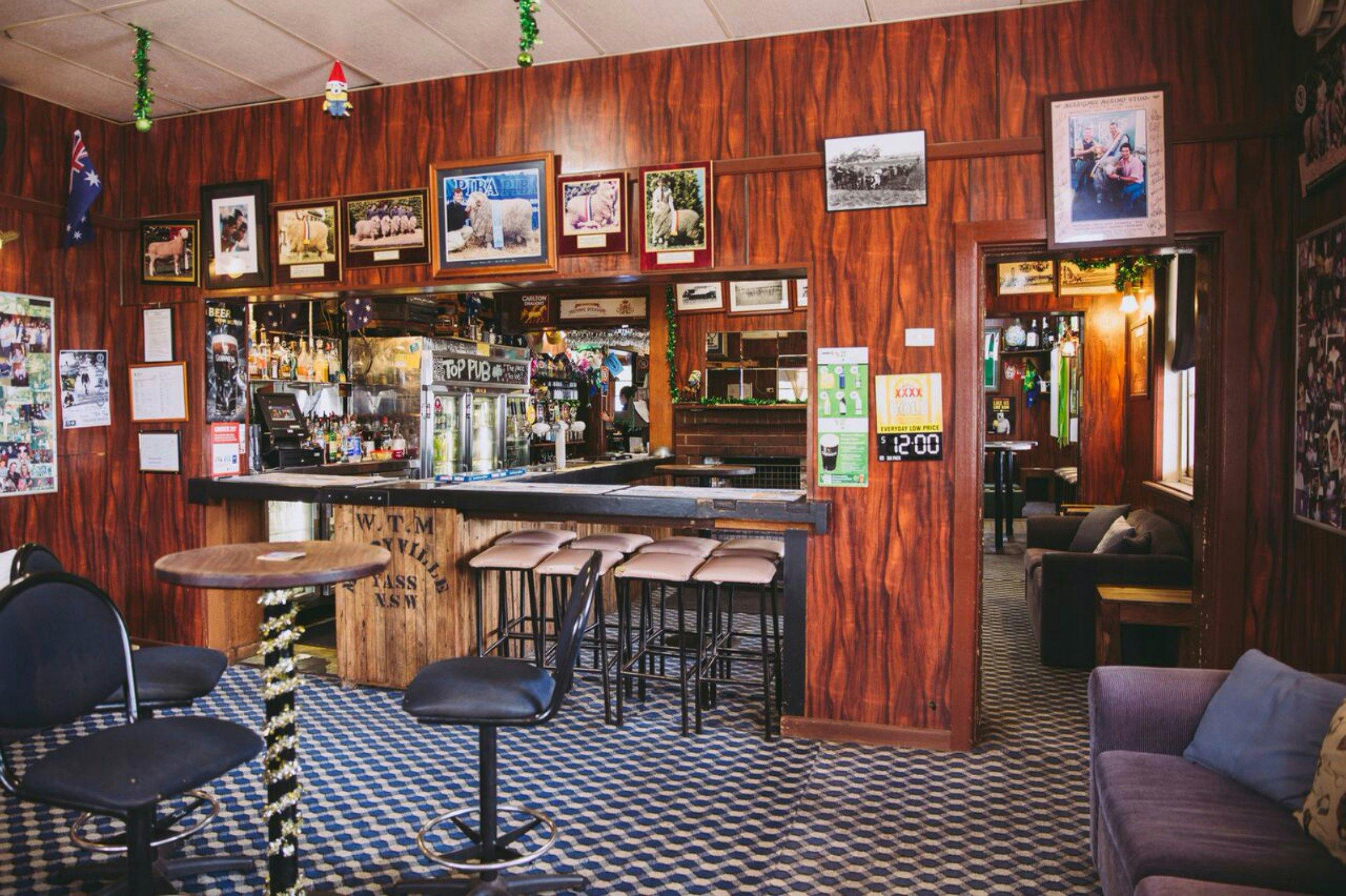 Pub