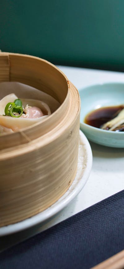 Lazy-Su dumplings in a bamboo steamer