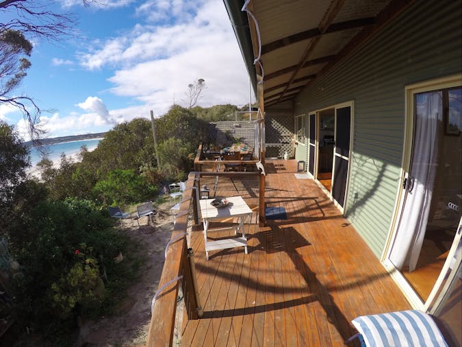 Emu Bay Stay