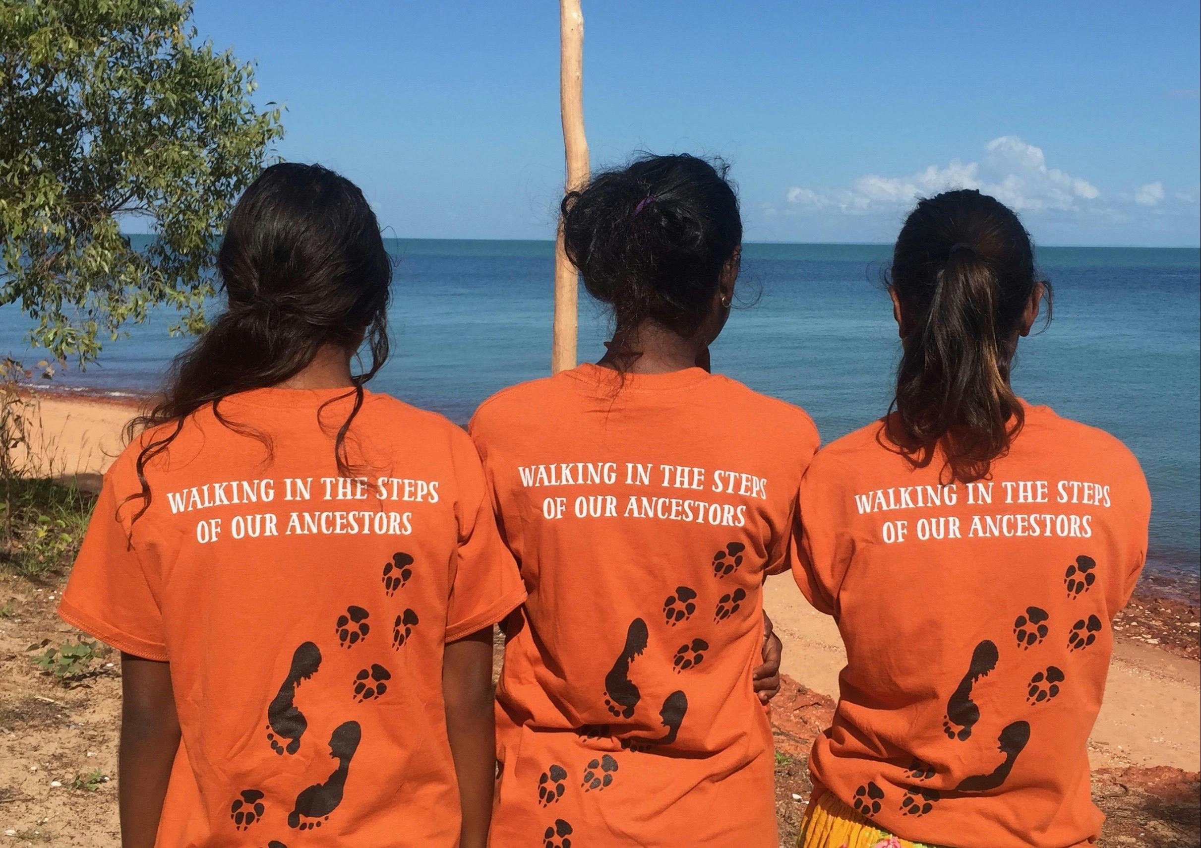 Walk with the family at Nyinyikay along the paths of their ancestors