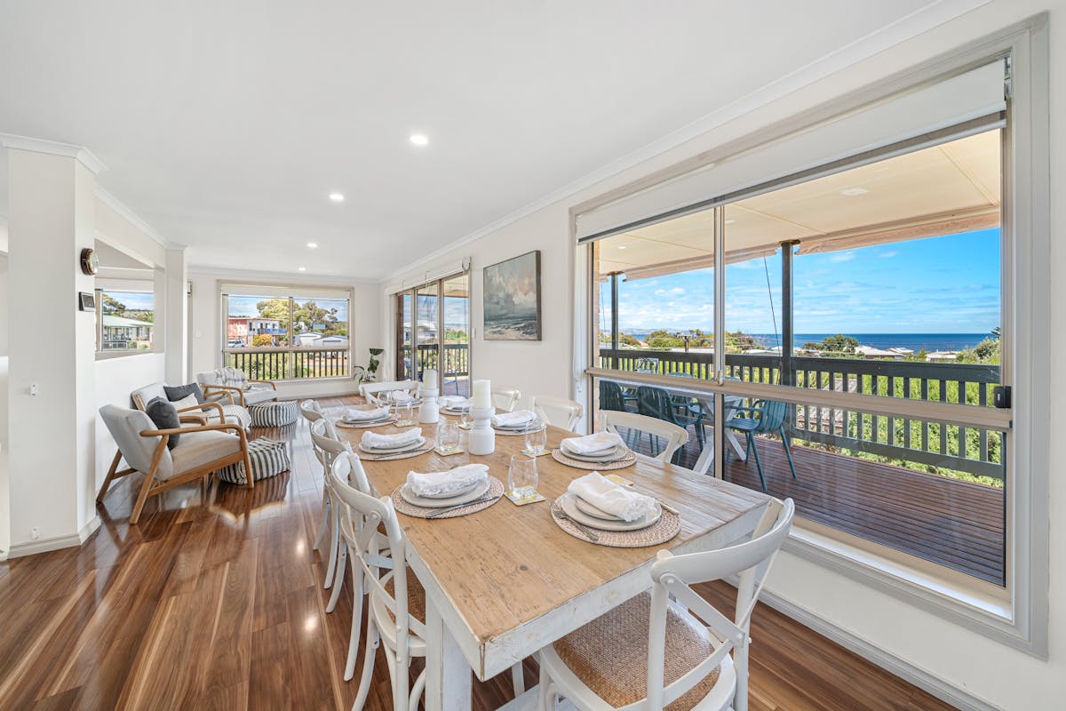 True South Carrickalinga - Ocean View Dining