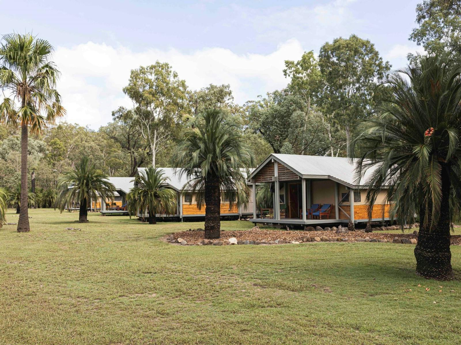 Safari style cabins at Carnarvon Gorge Safari style cabins at Carnarvon Gorge
