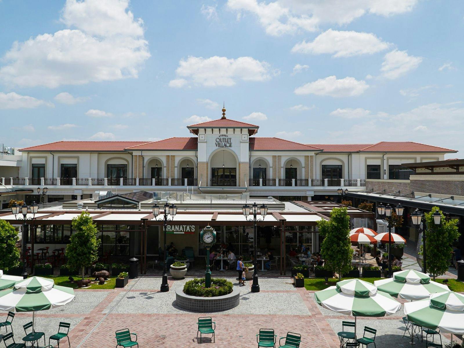 Main Pavilion Sydney Outlet Village