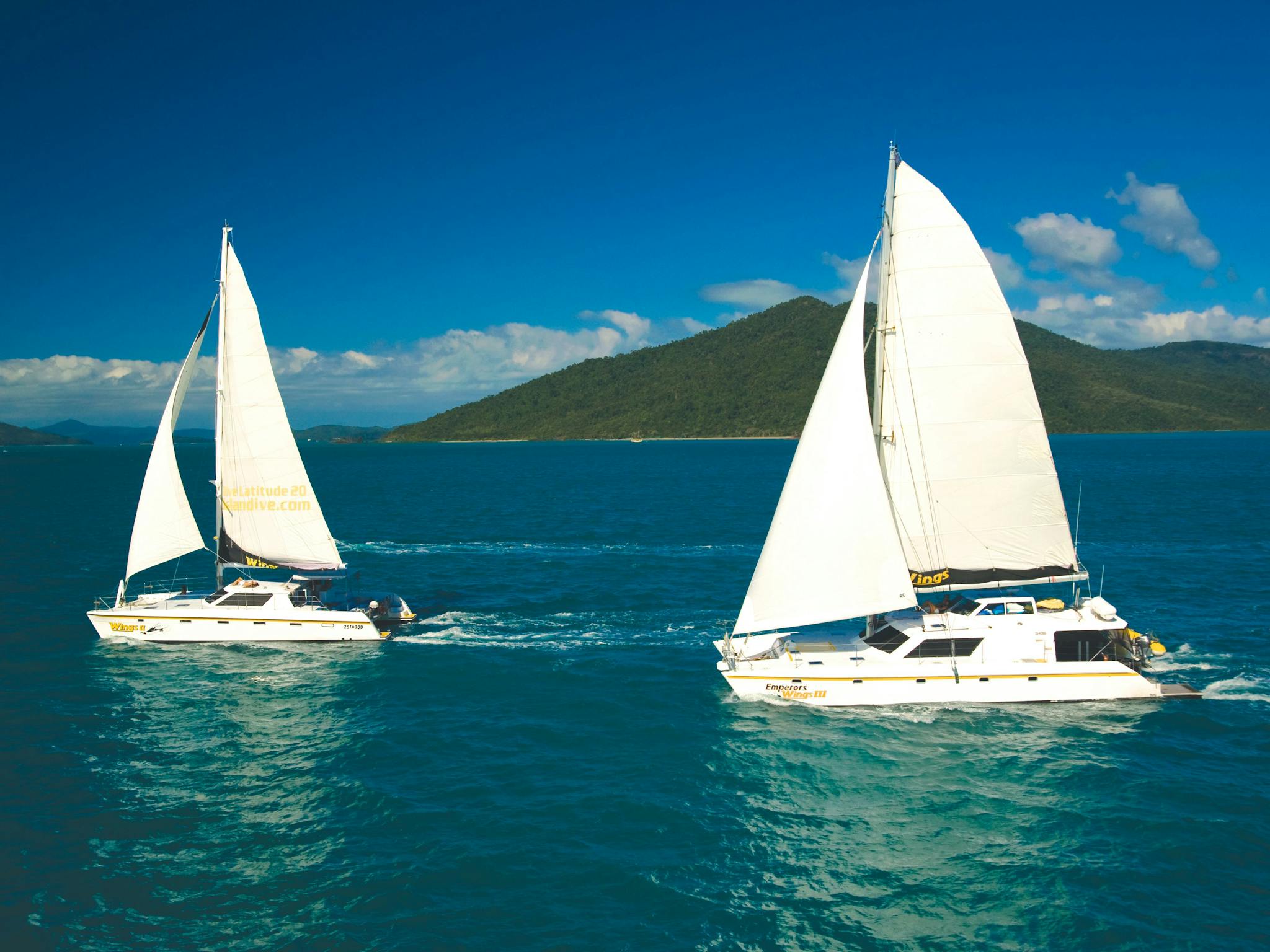 catamaran sailing courses queensland
