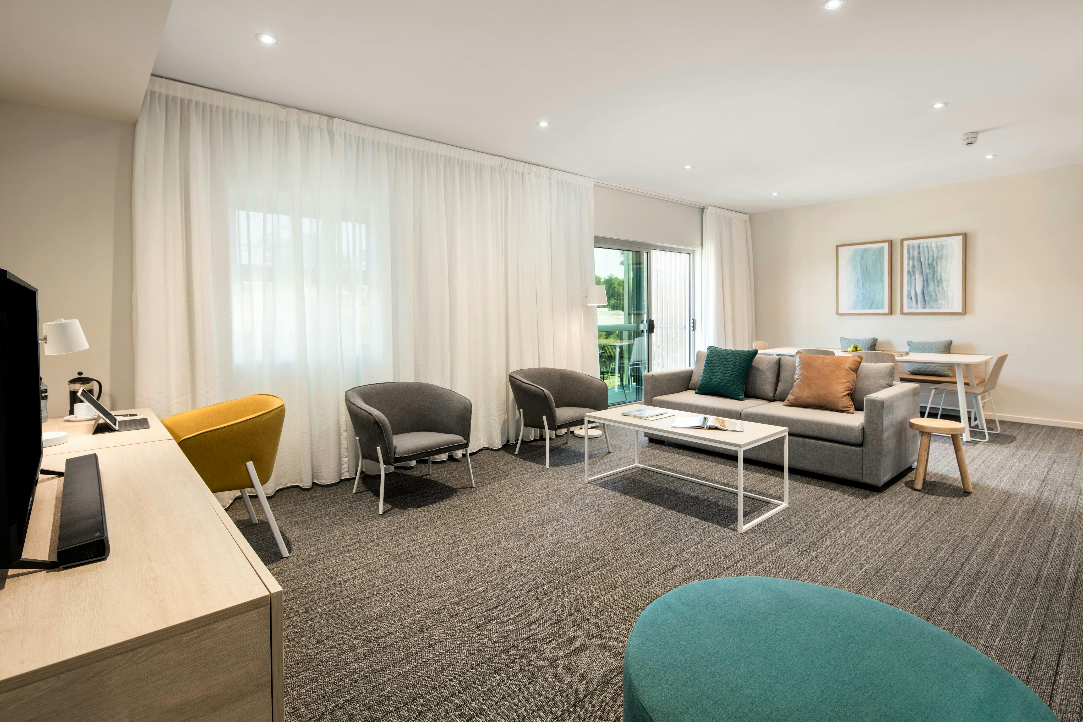 2 Bedroom Apartment Living and Dining