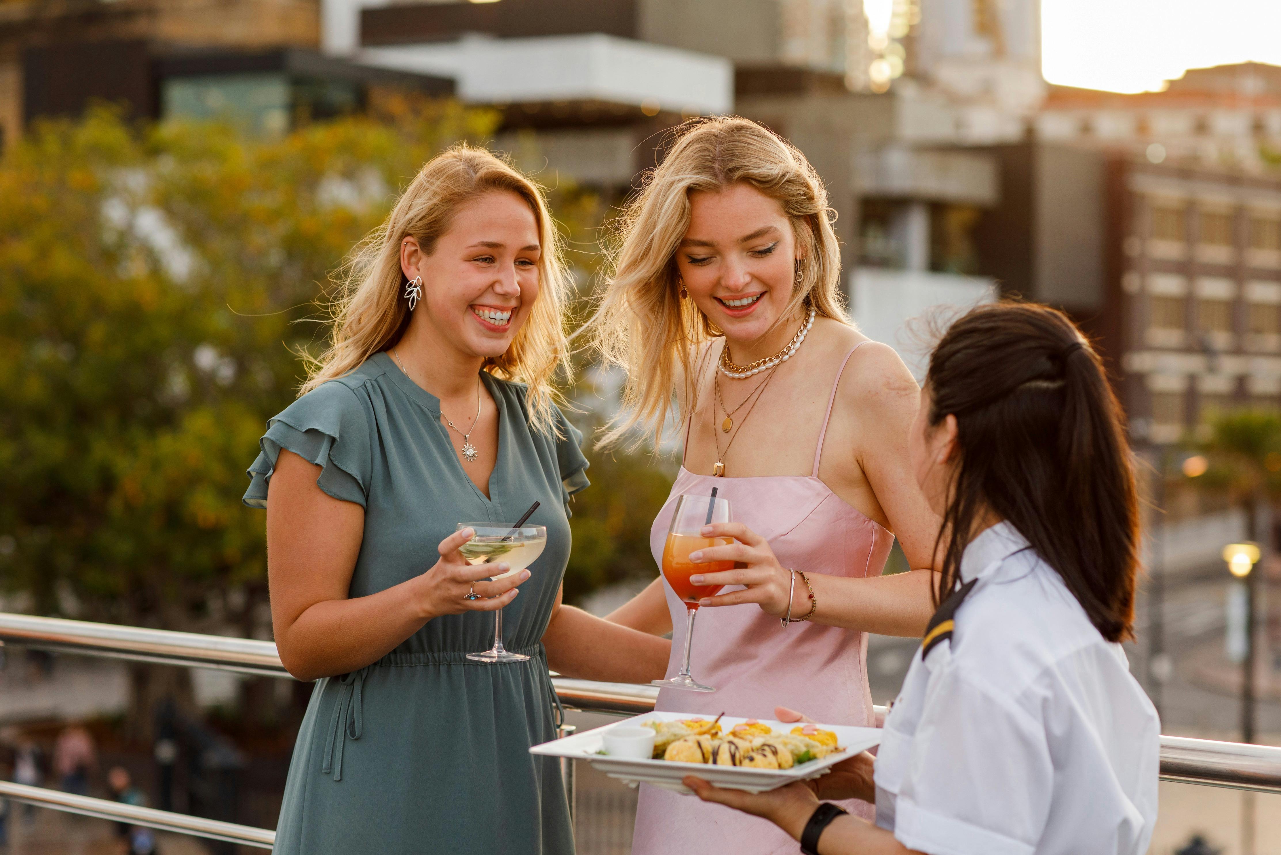 Captain Cook Cruises