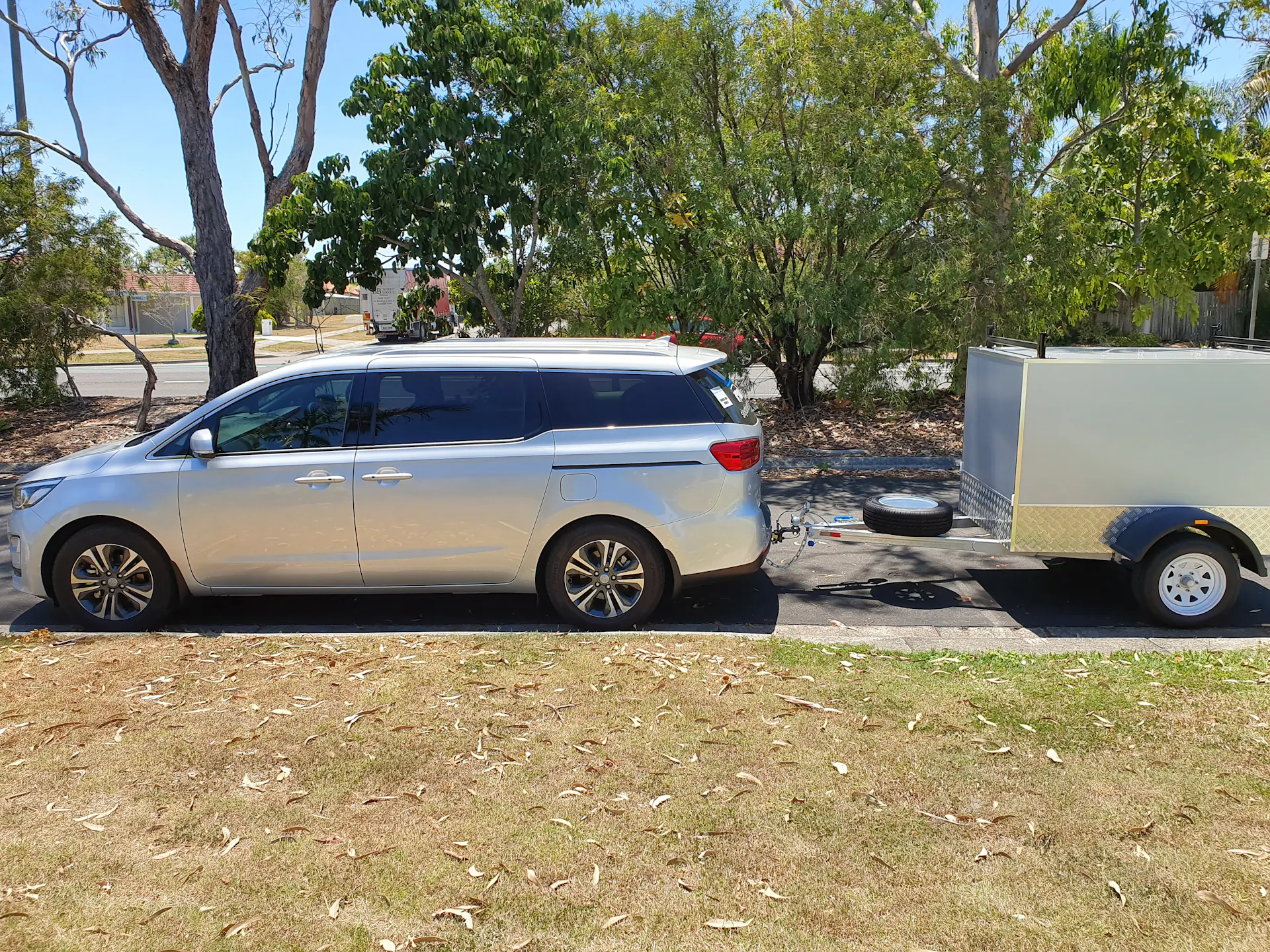 SkyDrive's first Kia Carnival and trailer