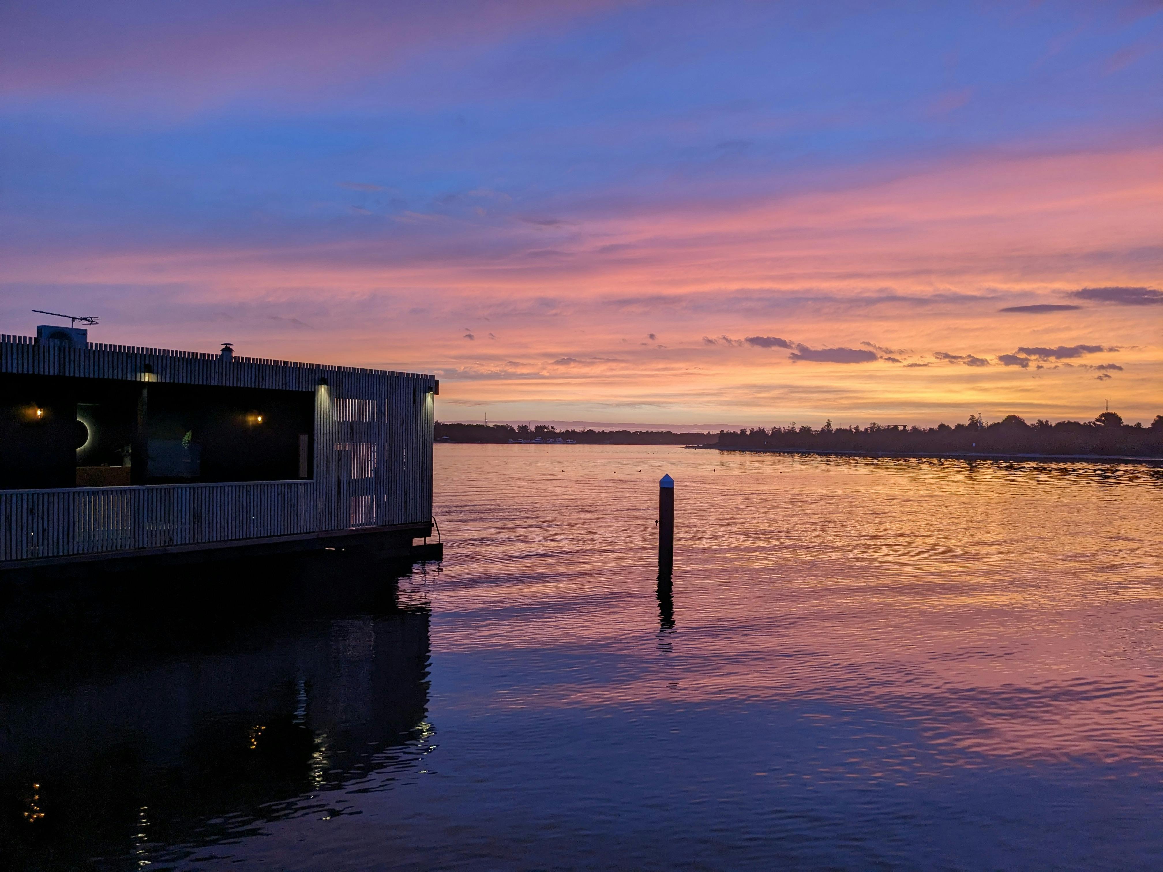 Koho is perfectly orientated to enjoy sunset views from the sauna