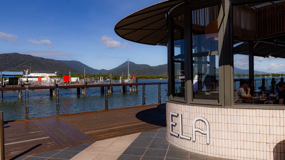 Waterfront Dinning