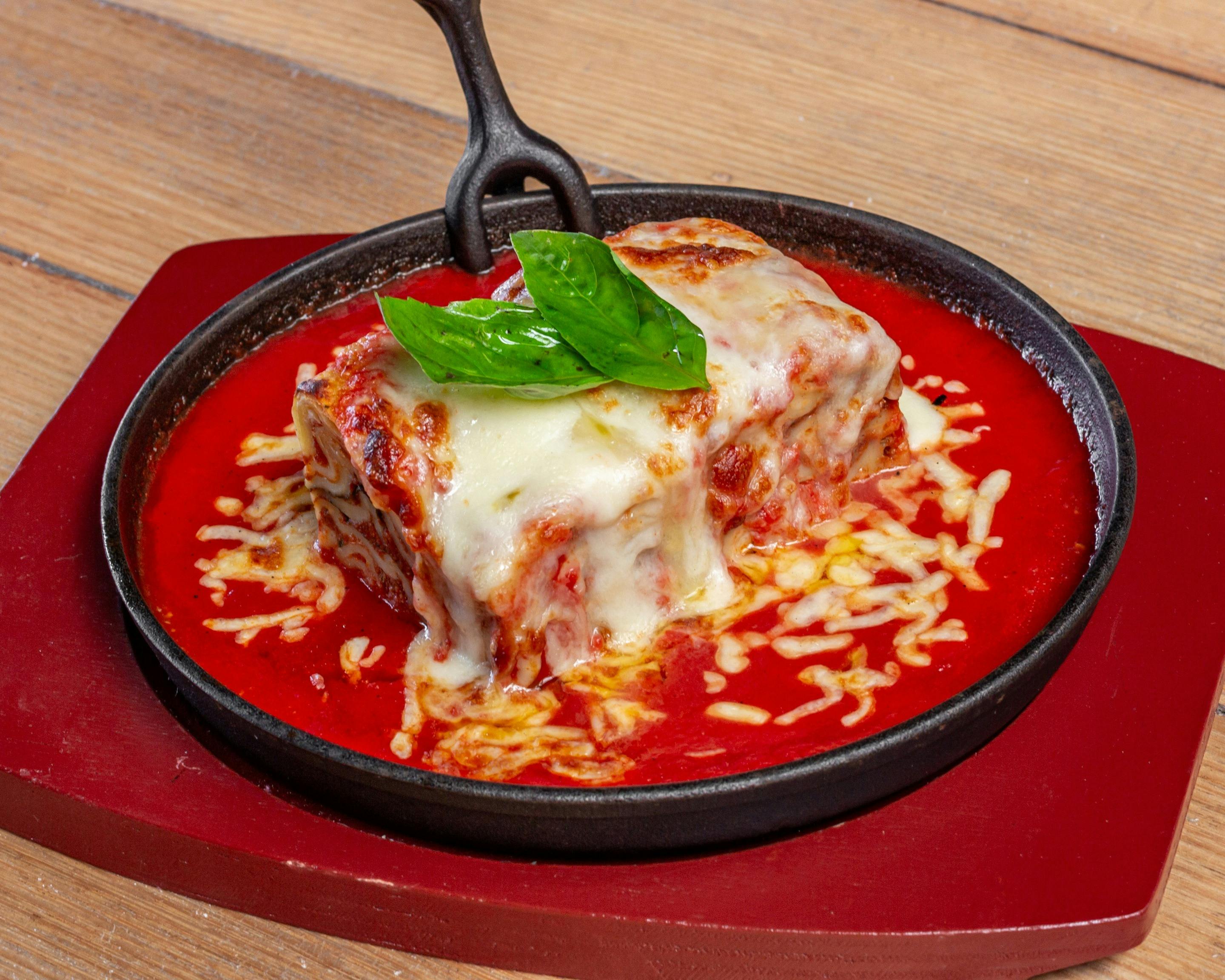 The Red Door Pizzeria