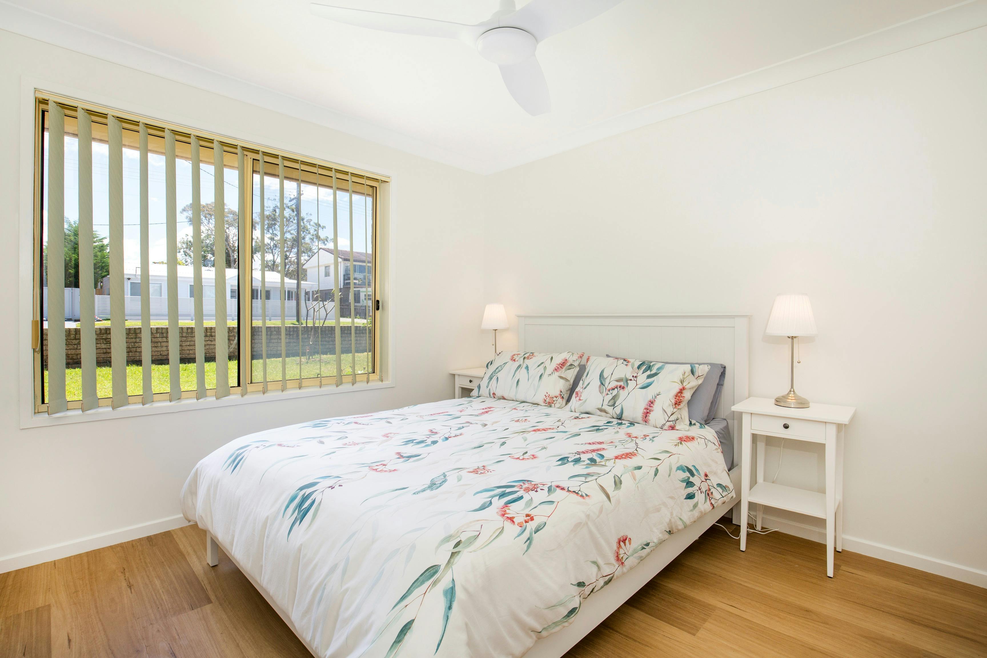 ベッドルーム 2