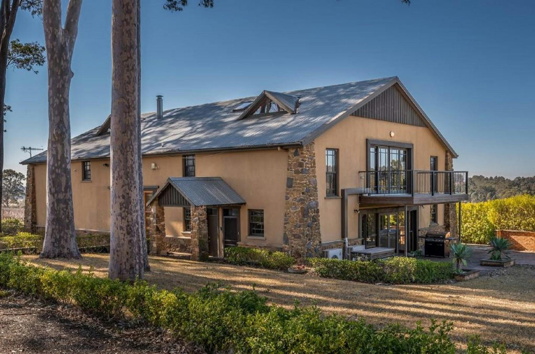 ボンヴィラエステート