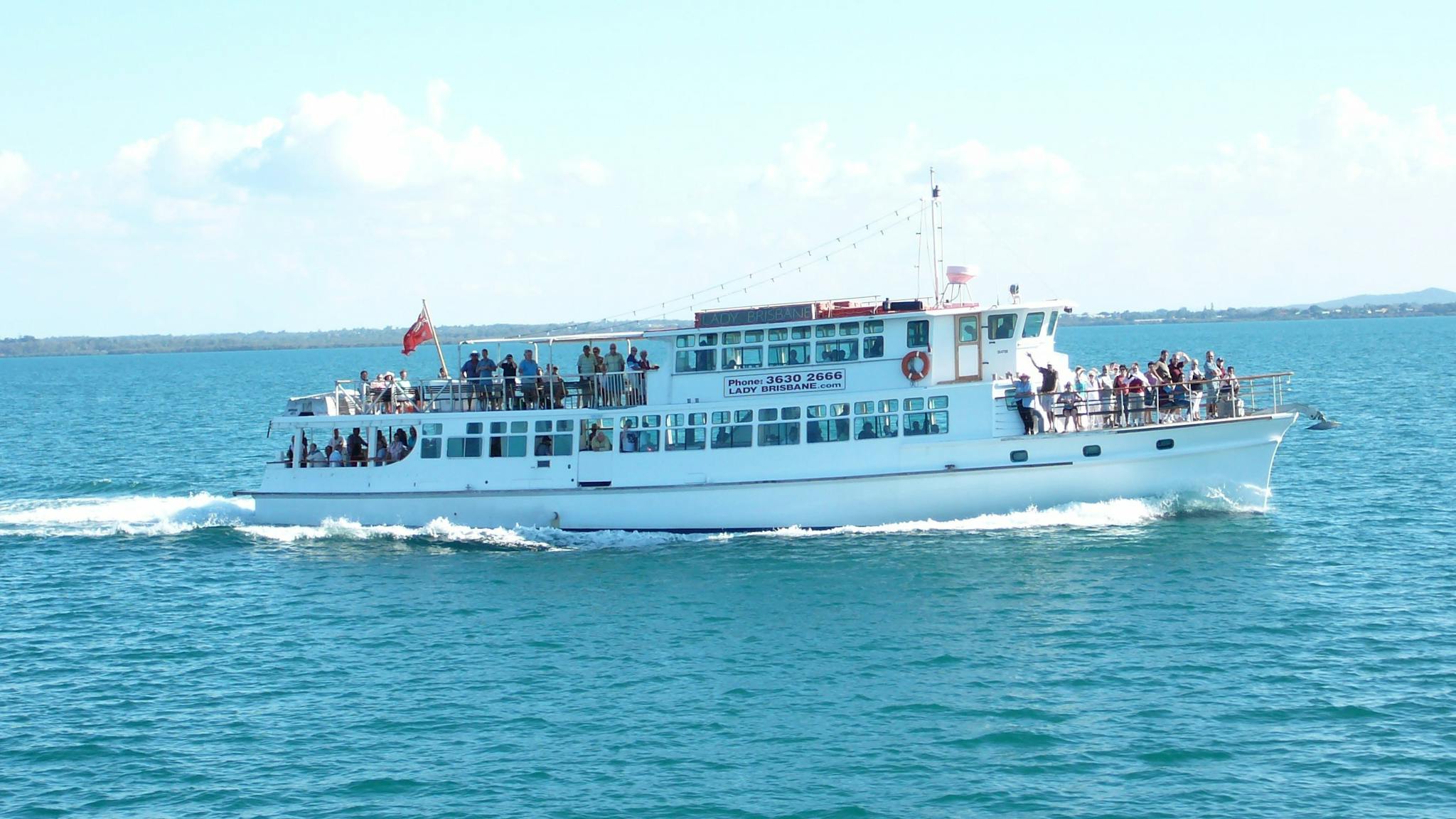 Gold Coast to Brisbane day cruise