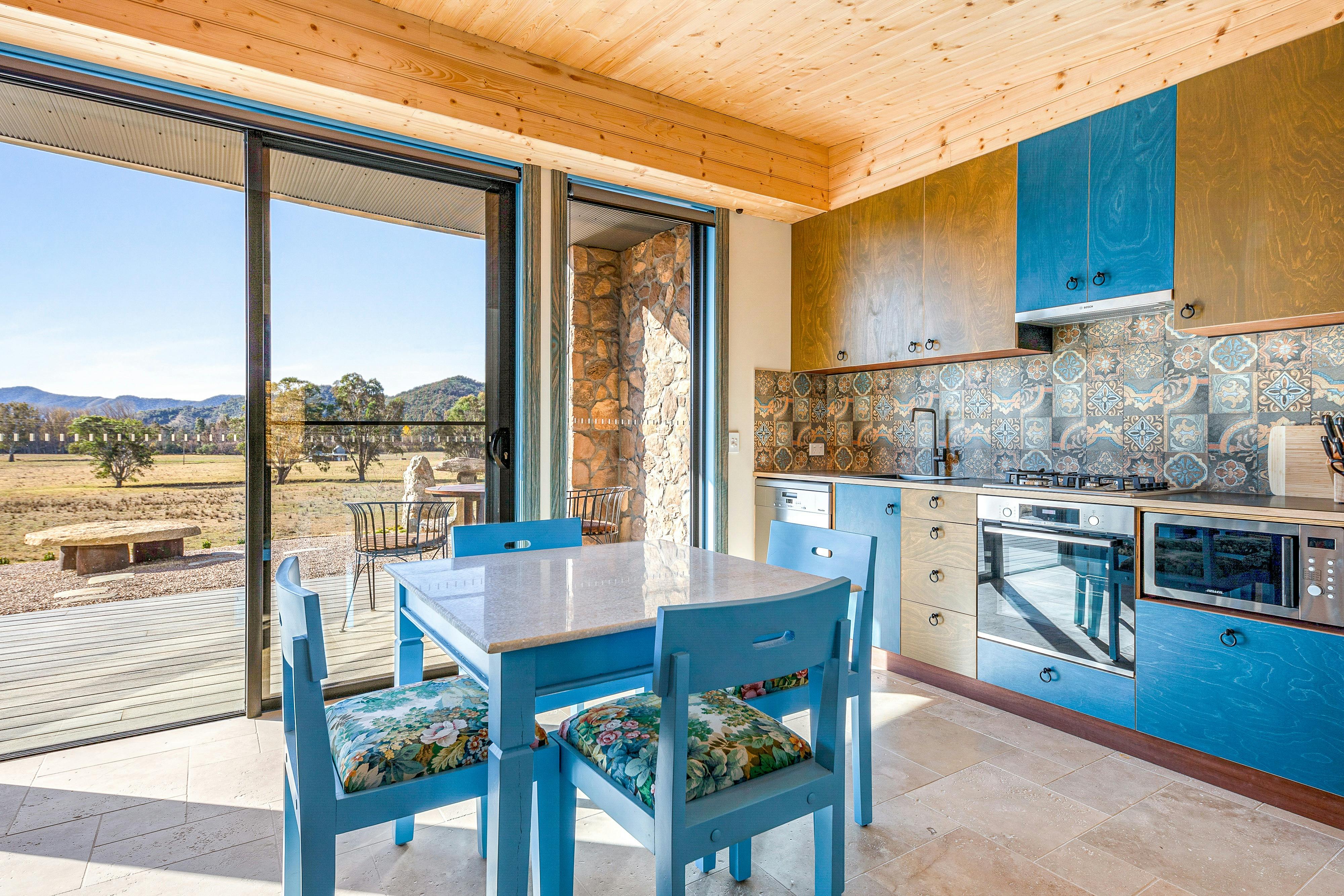 Snug 1 Kitchen/Dining