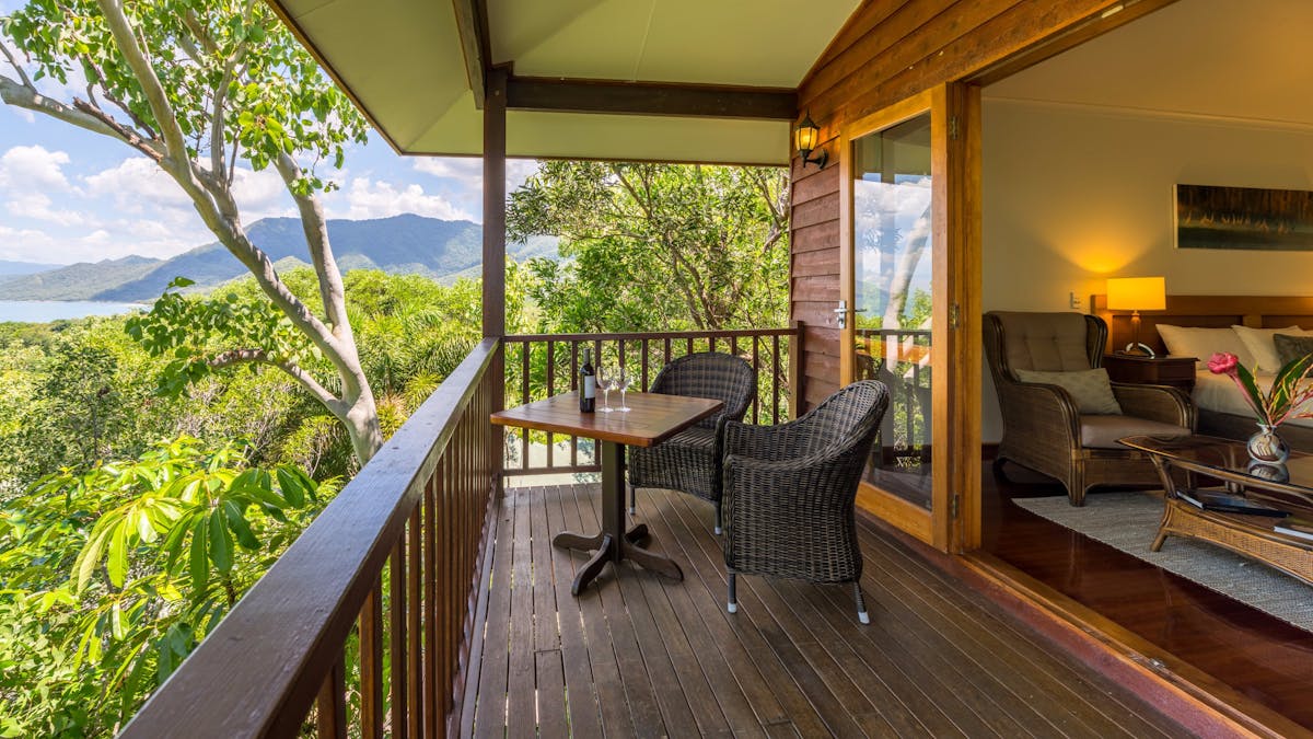 Private balcony to enjoy the mountain and ocean views