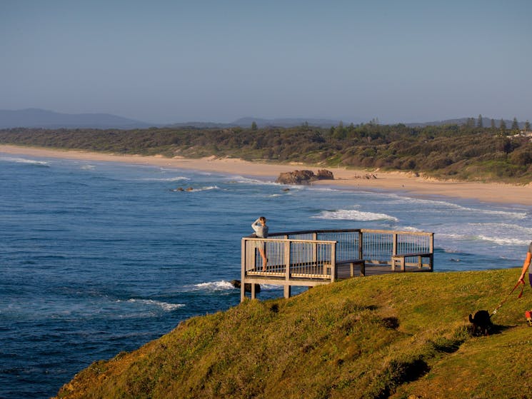 Tacking Point Viewing Platform, Lighthouse Beach