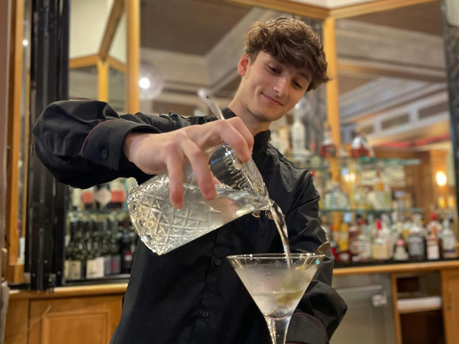 Cocktails at Reagh Bar