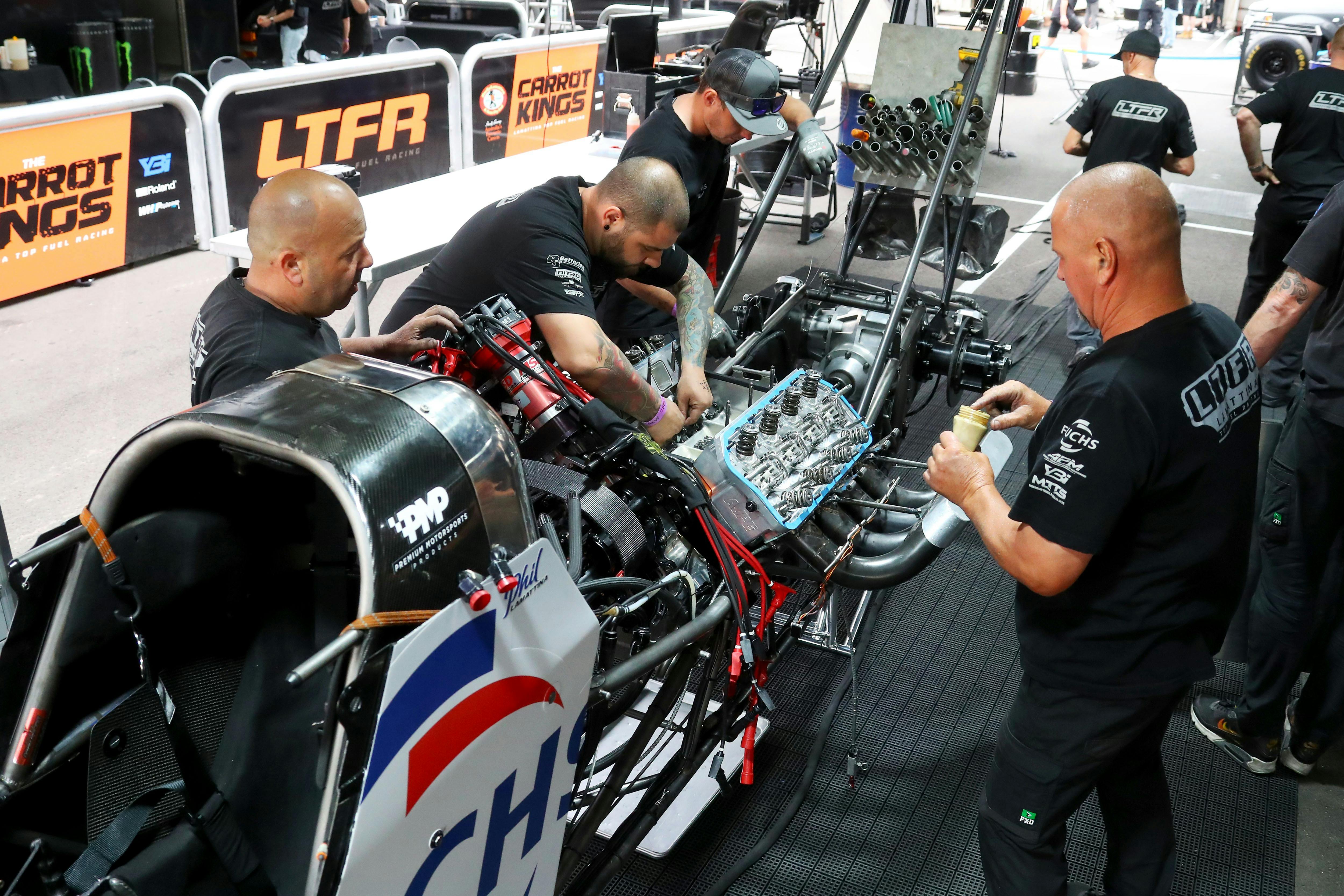 Live engine rebuild performed by crew