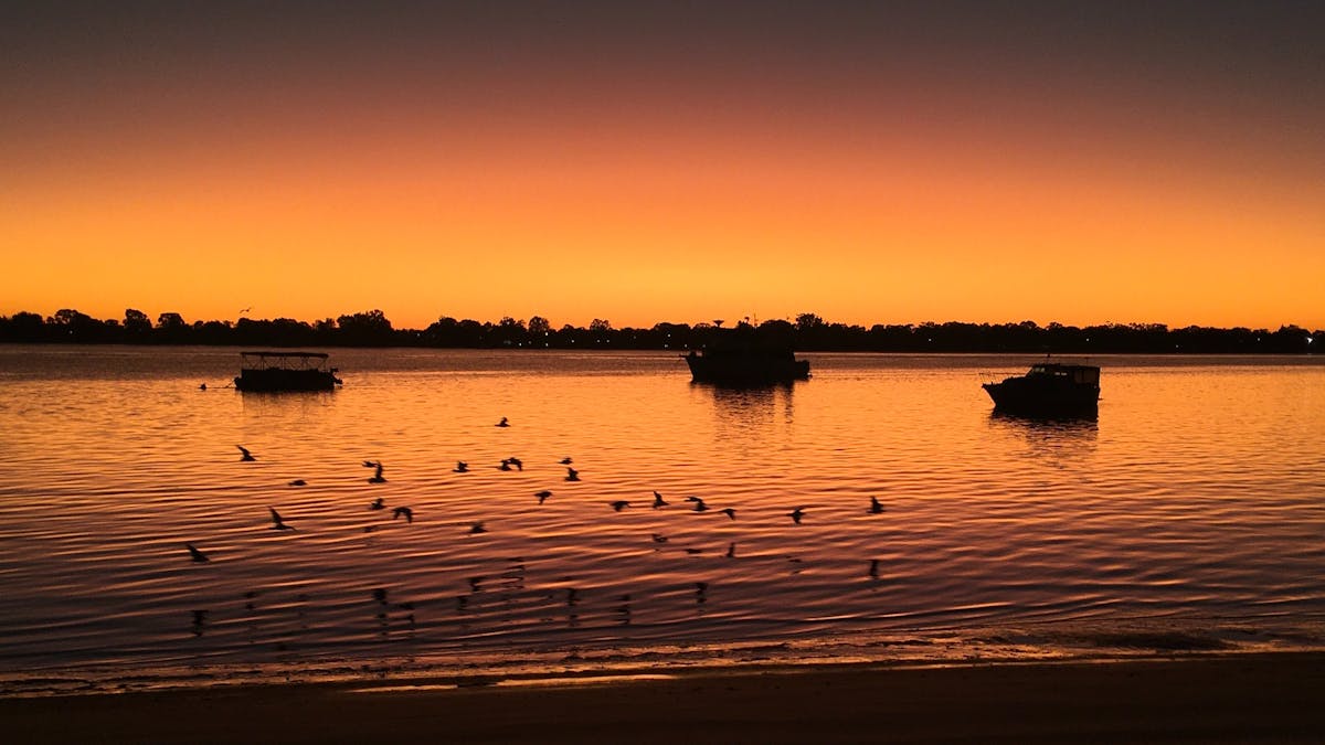 Bribie Beach Shack - sunrise over Bribie