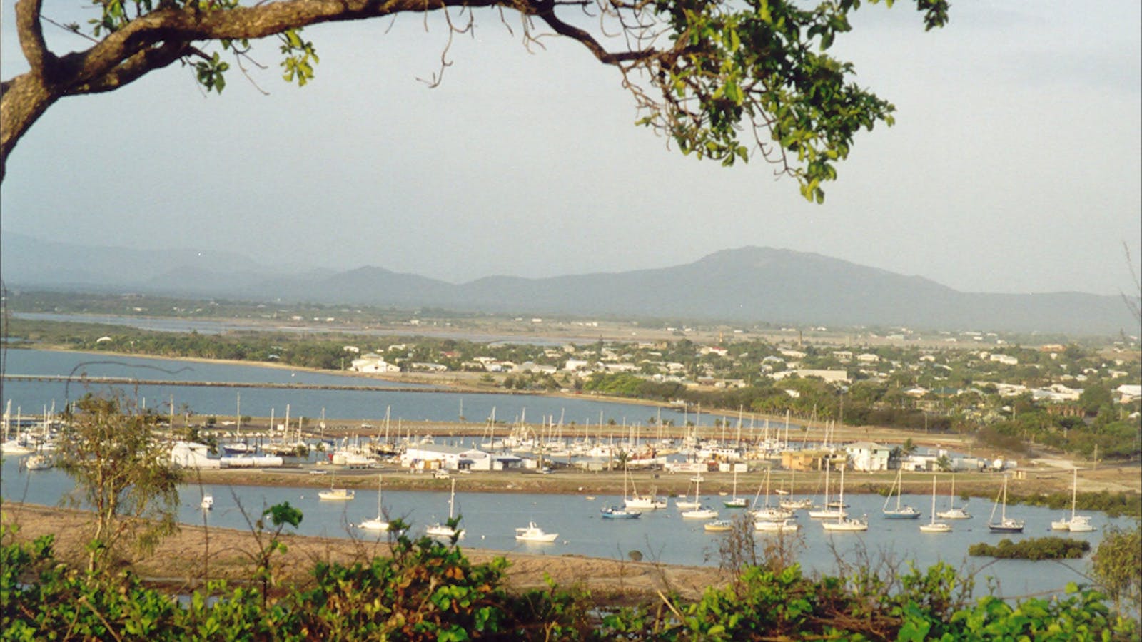 Bowen's Flagstaff Hill Lookout