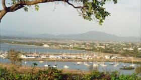 Bowen's Flagstaff Hill Lookout